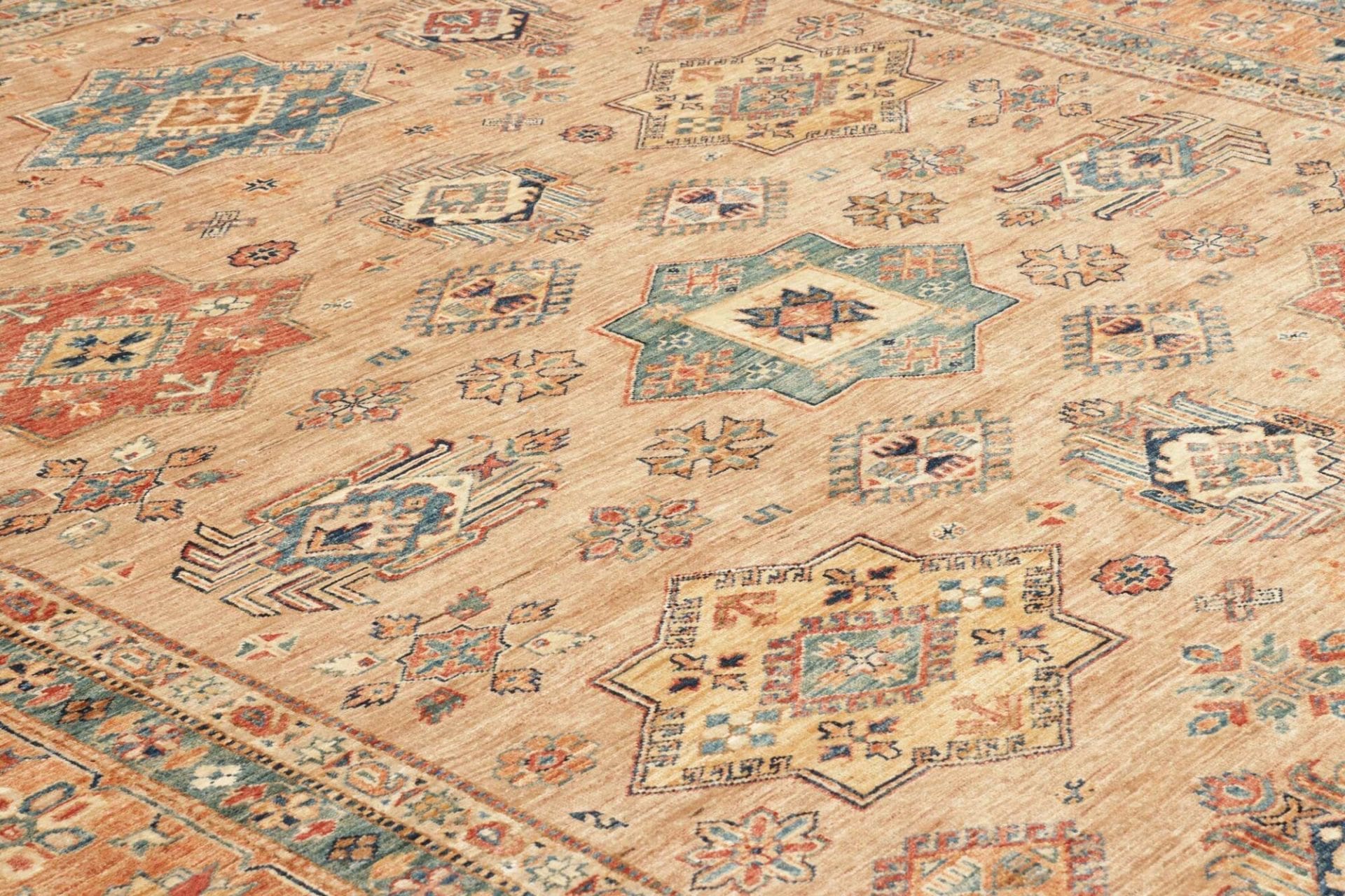 Kazak Orientteppich 249 × 299 cm aus Wolle, handgeknüpft
