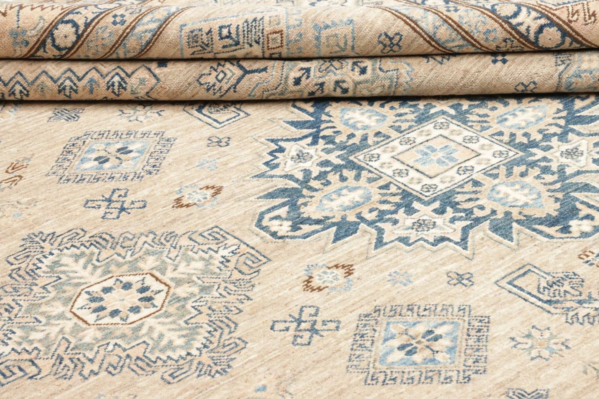 Kazak Orientteppich aus Pakistan, 250 × 308 cm