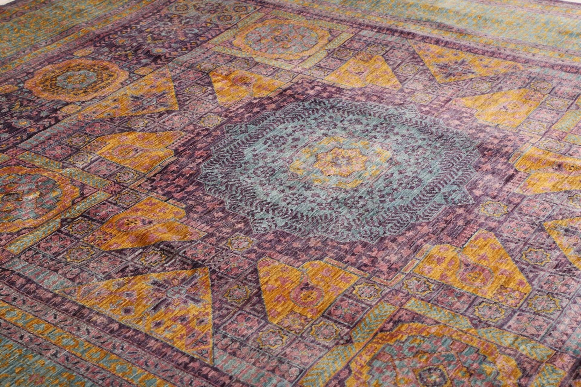 Mamluk Orientteppich 246 × 303 cm aus Wolle, handgeknüpft