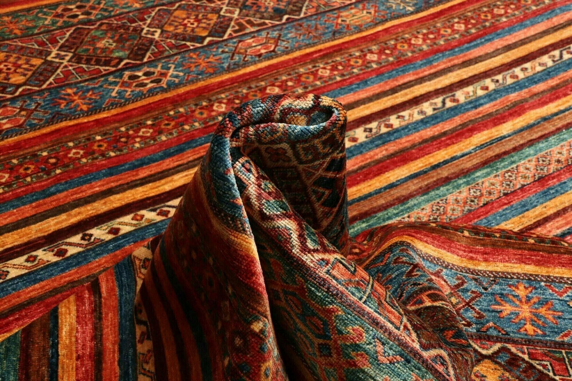 Samarkand Orientteppich aus Pakistan, 256 × 310 cm