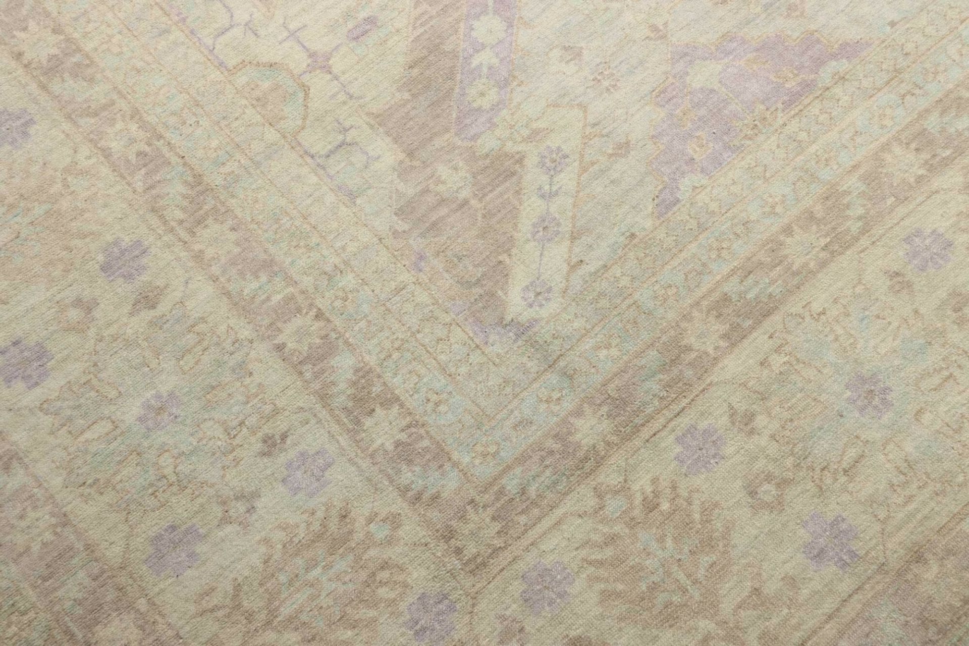 Farahan Ziegler Orientteppich 278 × 372 cm aus Wolle, handgeknüpft