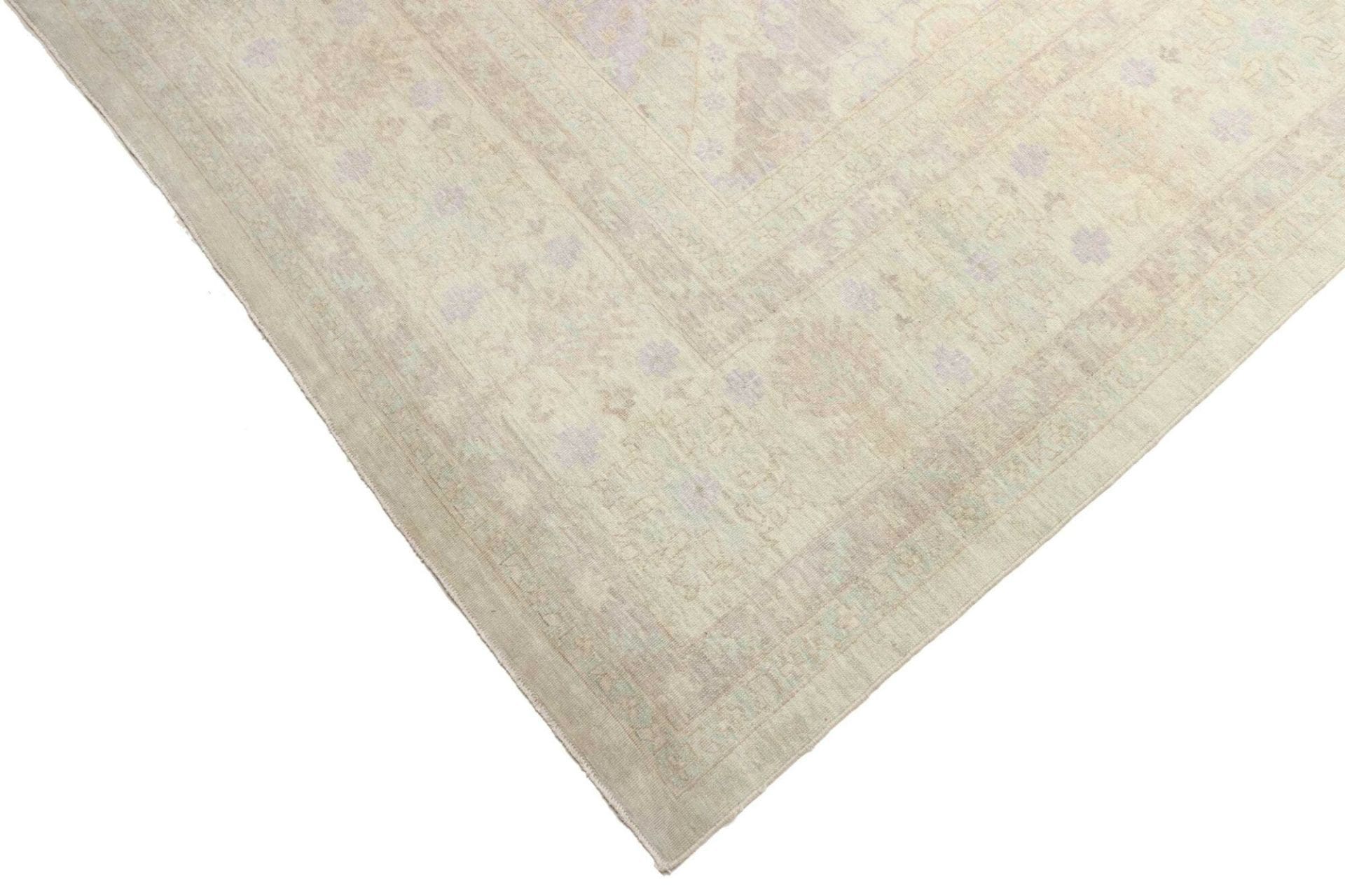 Farahan Ziegler Orientteppich 278 × 372 cm aus Wolle, handgeknüpft
