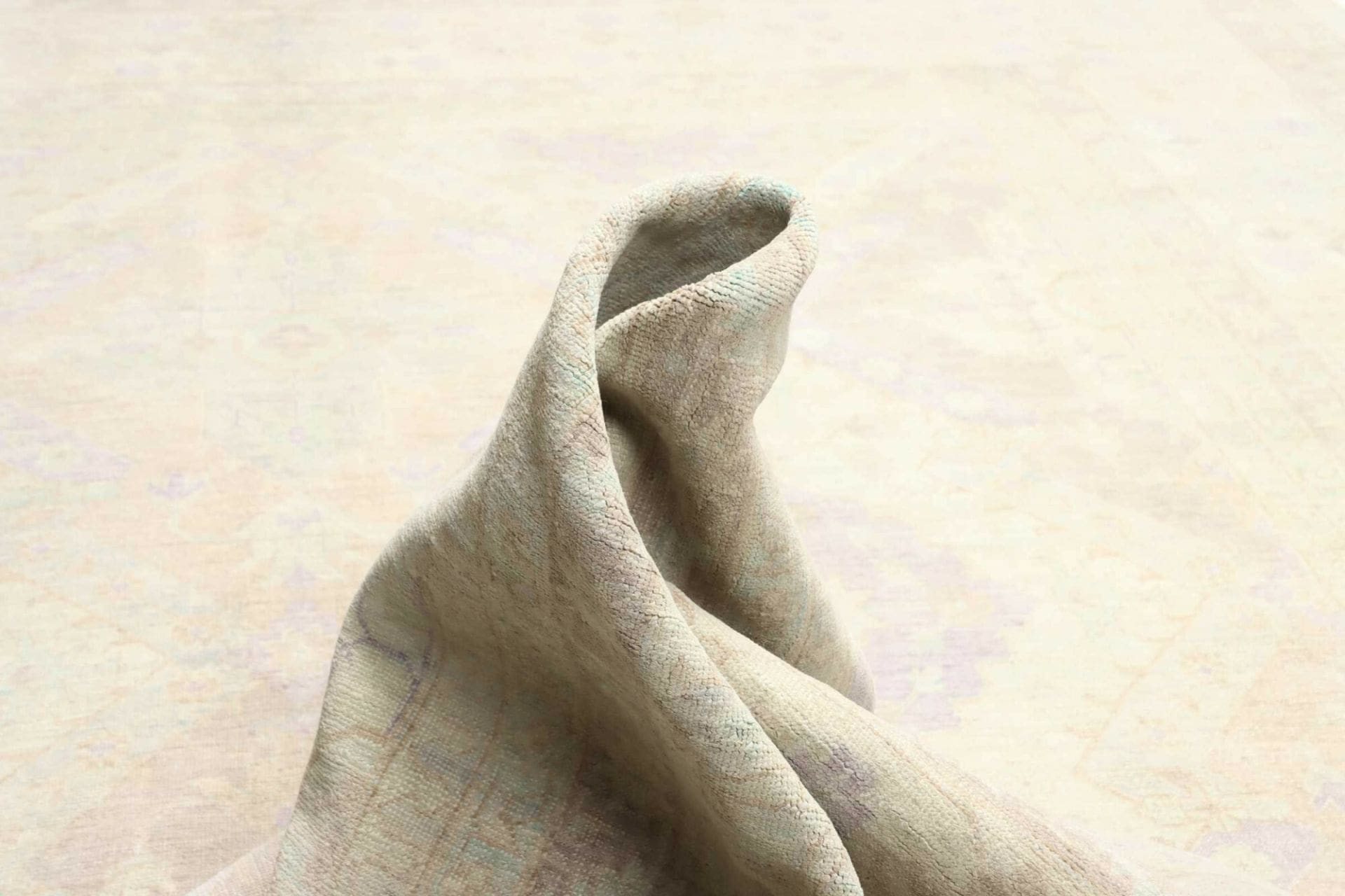 Farahan Ziegler Orientteppich 278 × 372 cm aus Wolle, handgeknüpft