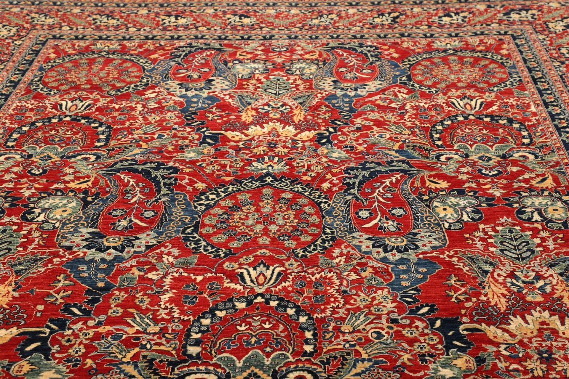 Ariana Orientteppich 278 × 347 cm aus Wolle, handgeknüpft