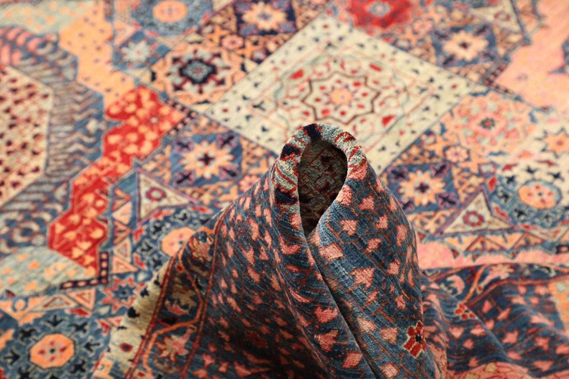 Mamluk Orientteppich 284 × 350 cm aus Wolle, handgeknüpft
