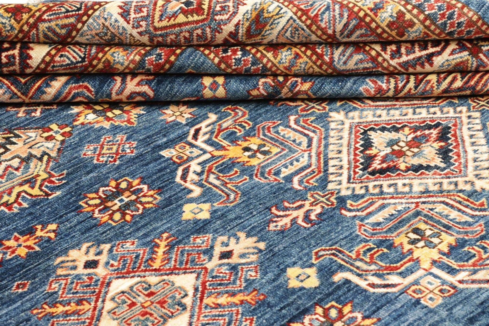 Kazak Orientteppich 245 × 313 cm aus Wolle, handgeknüpft
