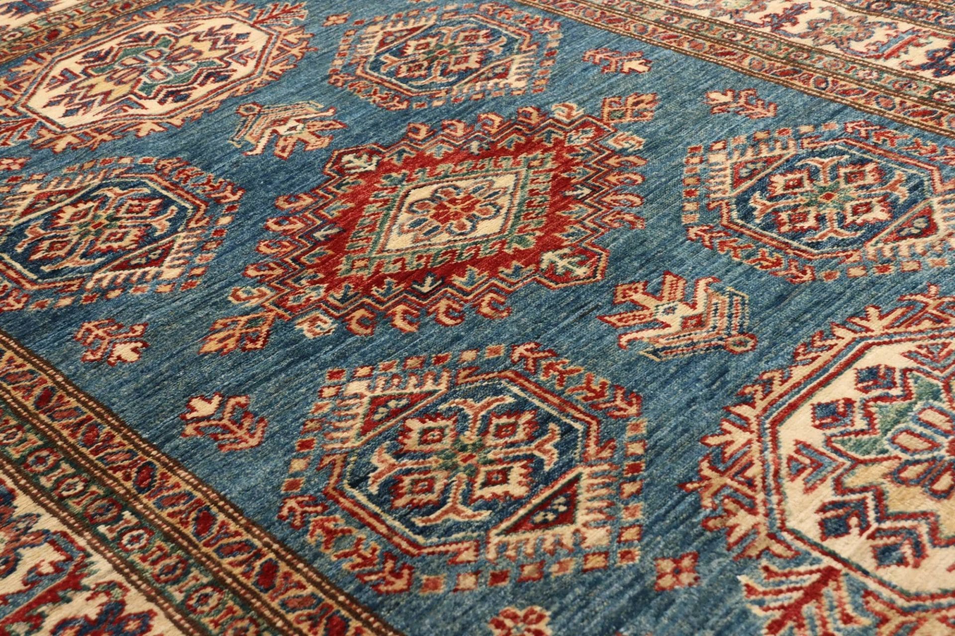 Handgeknüpfter Kazak Orientteppich 124 × 170 cm