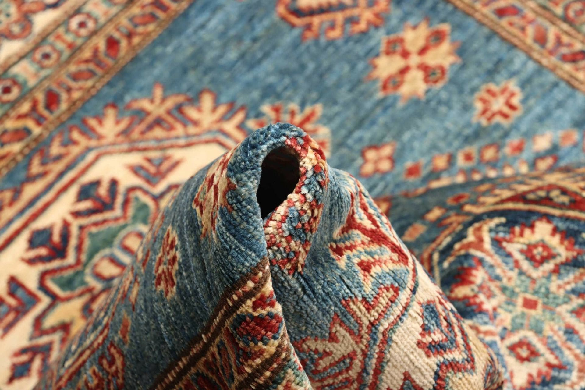 Handgeknüpfter Kazak Orientteppich 124 × 170 cm