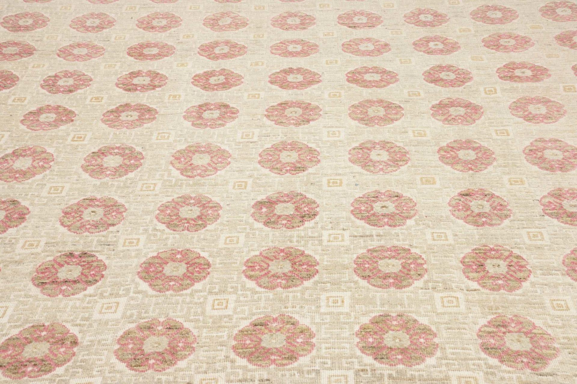 Orientteppich aus Pakistan, 238 × 310 cm