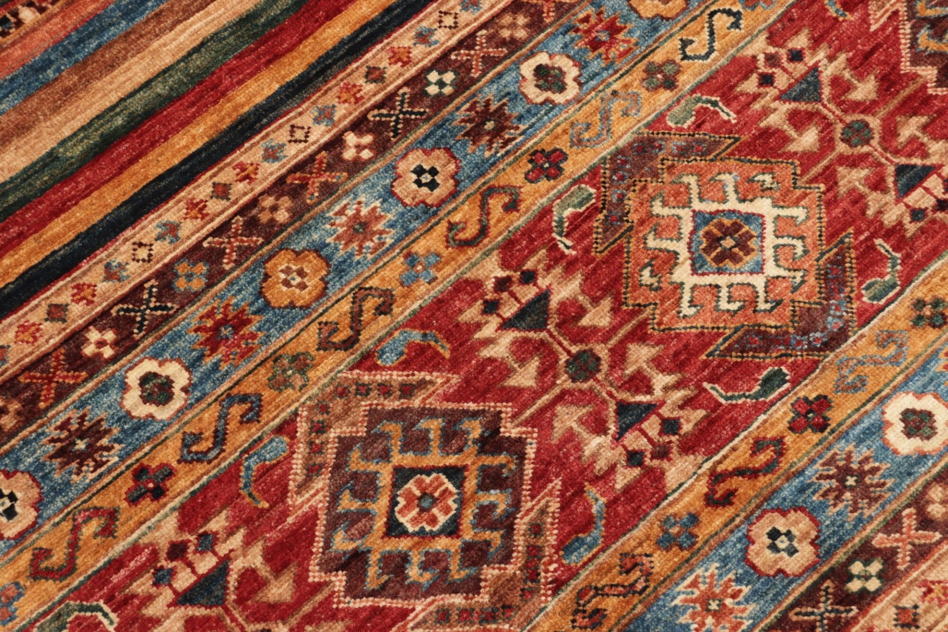 Samarkand Orientteppich aus Pakistan, 178 × 251 cm