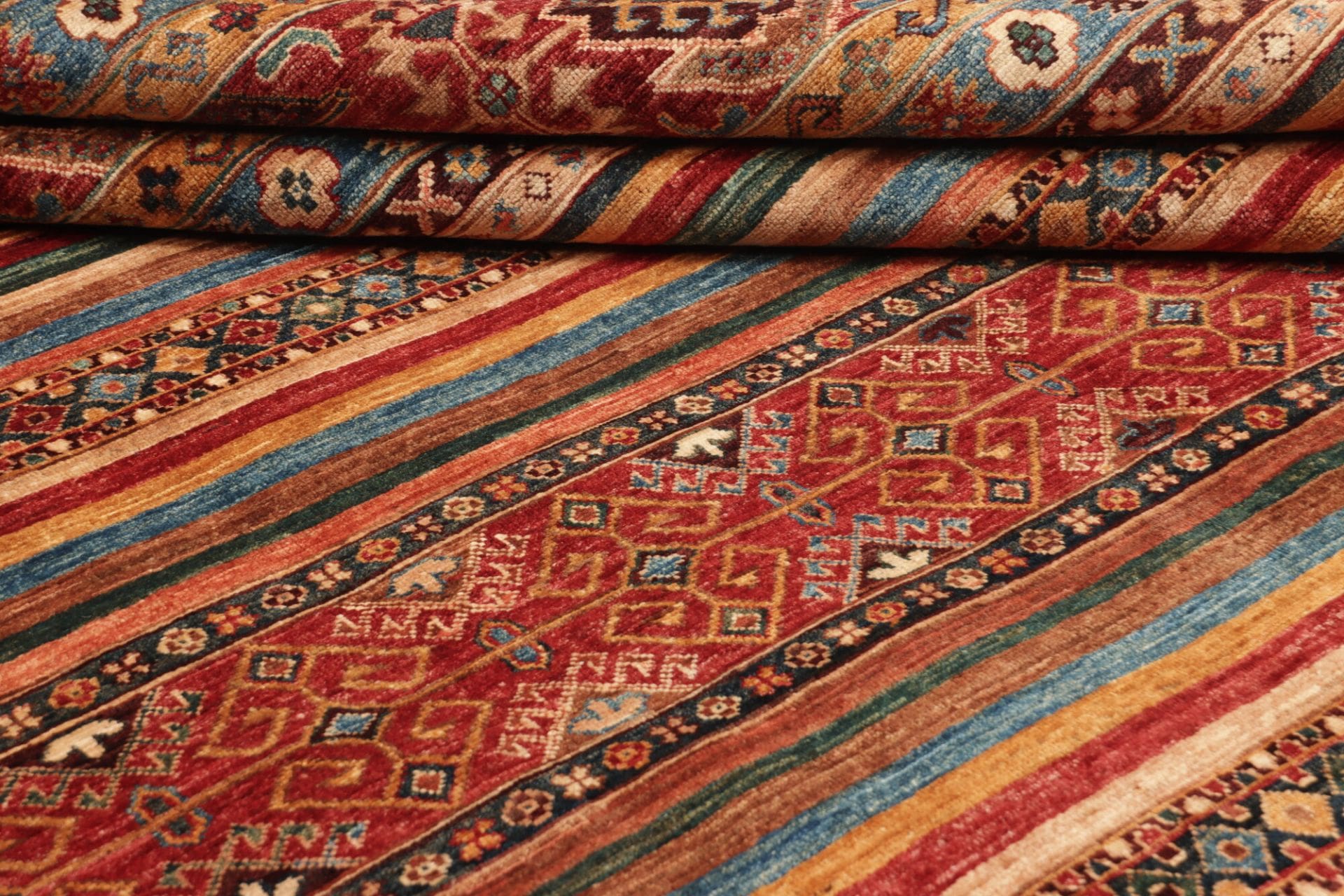 Samarkand Orientteppich aus Pakistan, 178 × 251 cm