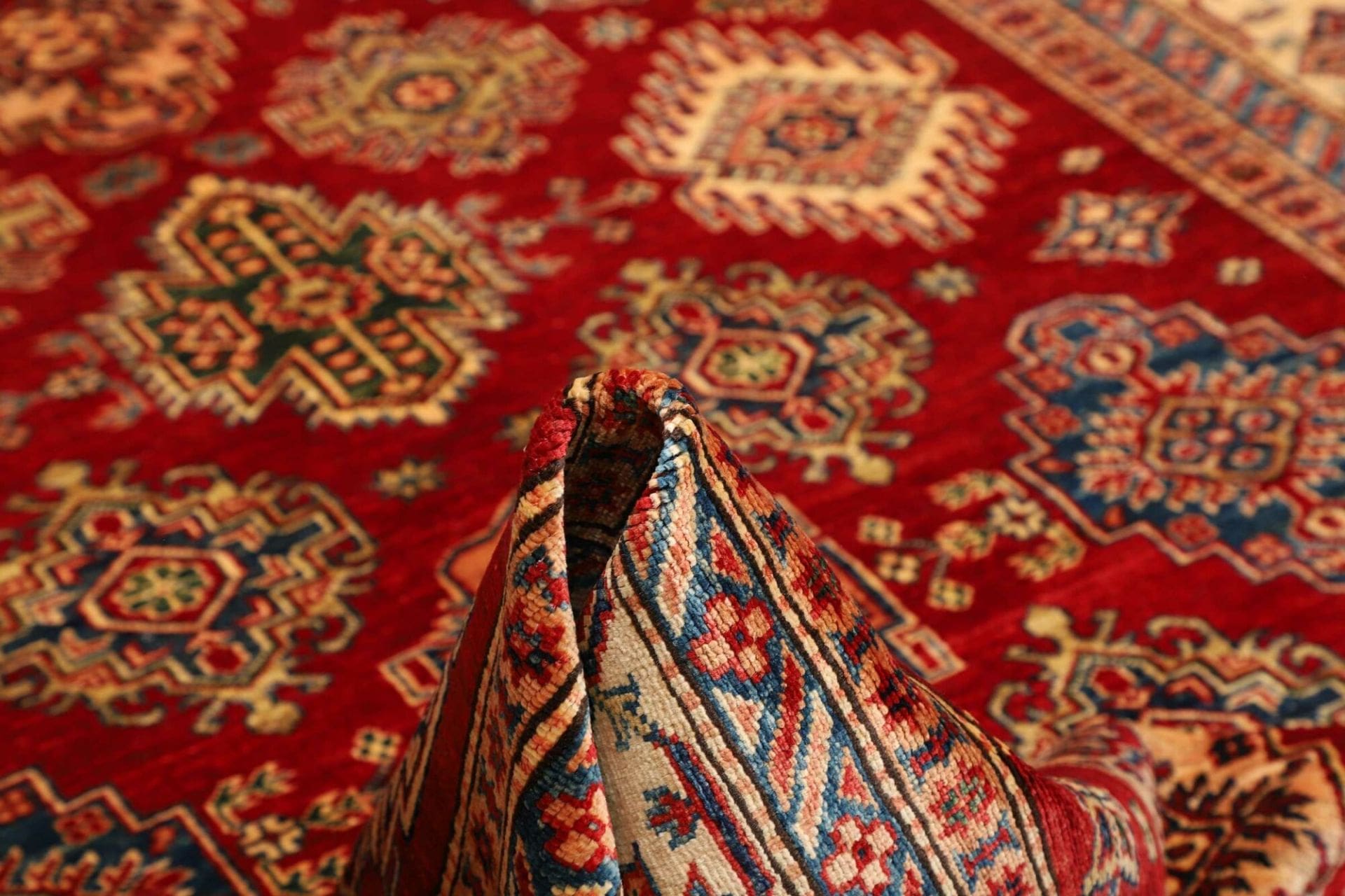 Kazak Orientteppich aus Pakistan, 183 × 250 cm