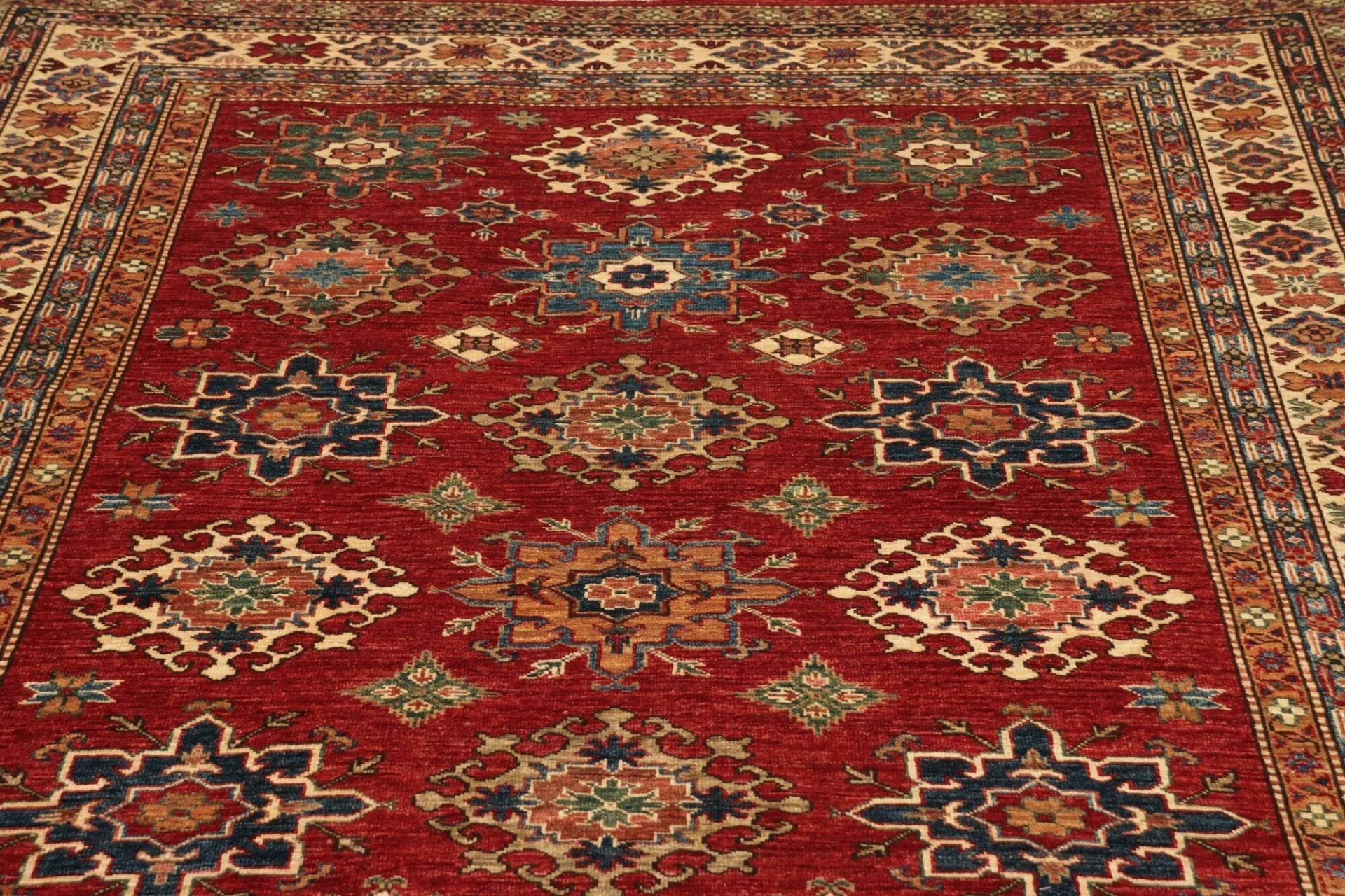 Kazak Orientteppich 191 × 264 cm aus Wolle, handgeknüpft