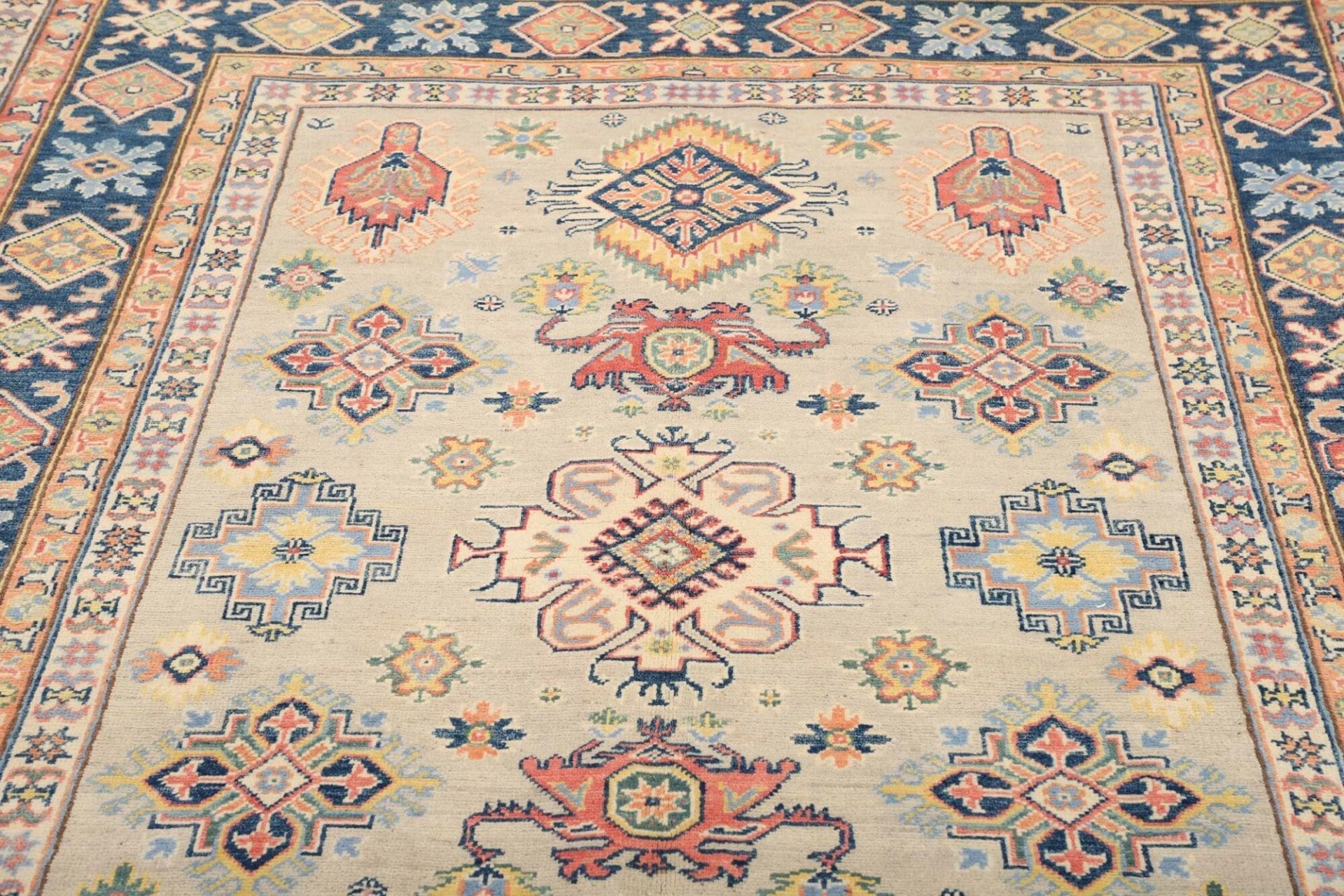 Kazak Orientteppich 178 × 238 cm aus Wolle, handgeknüpft