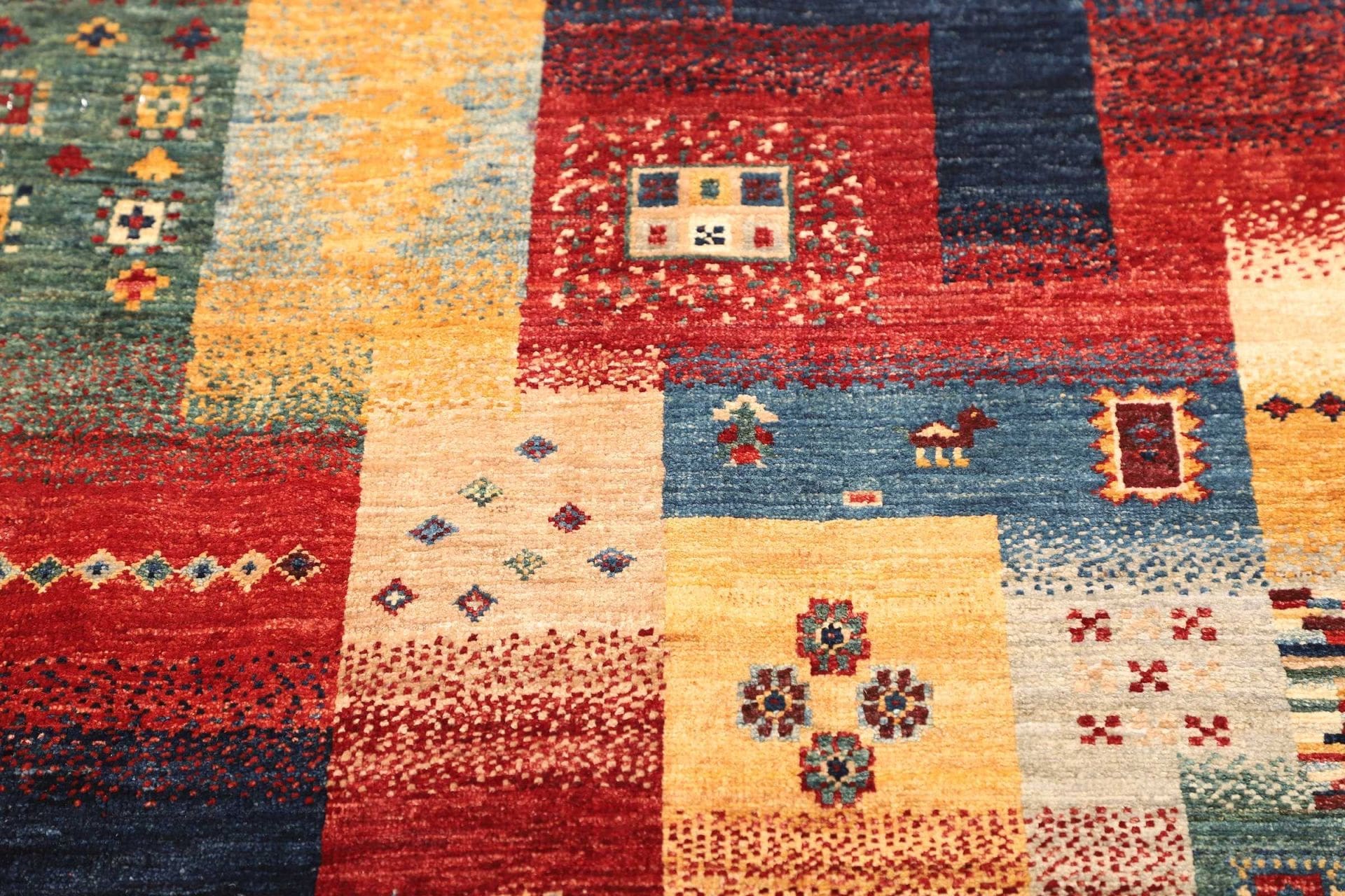 Handgeknüpfter Samarkand Orientteppich 84 × 127 cm