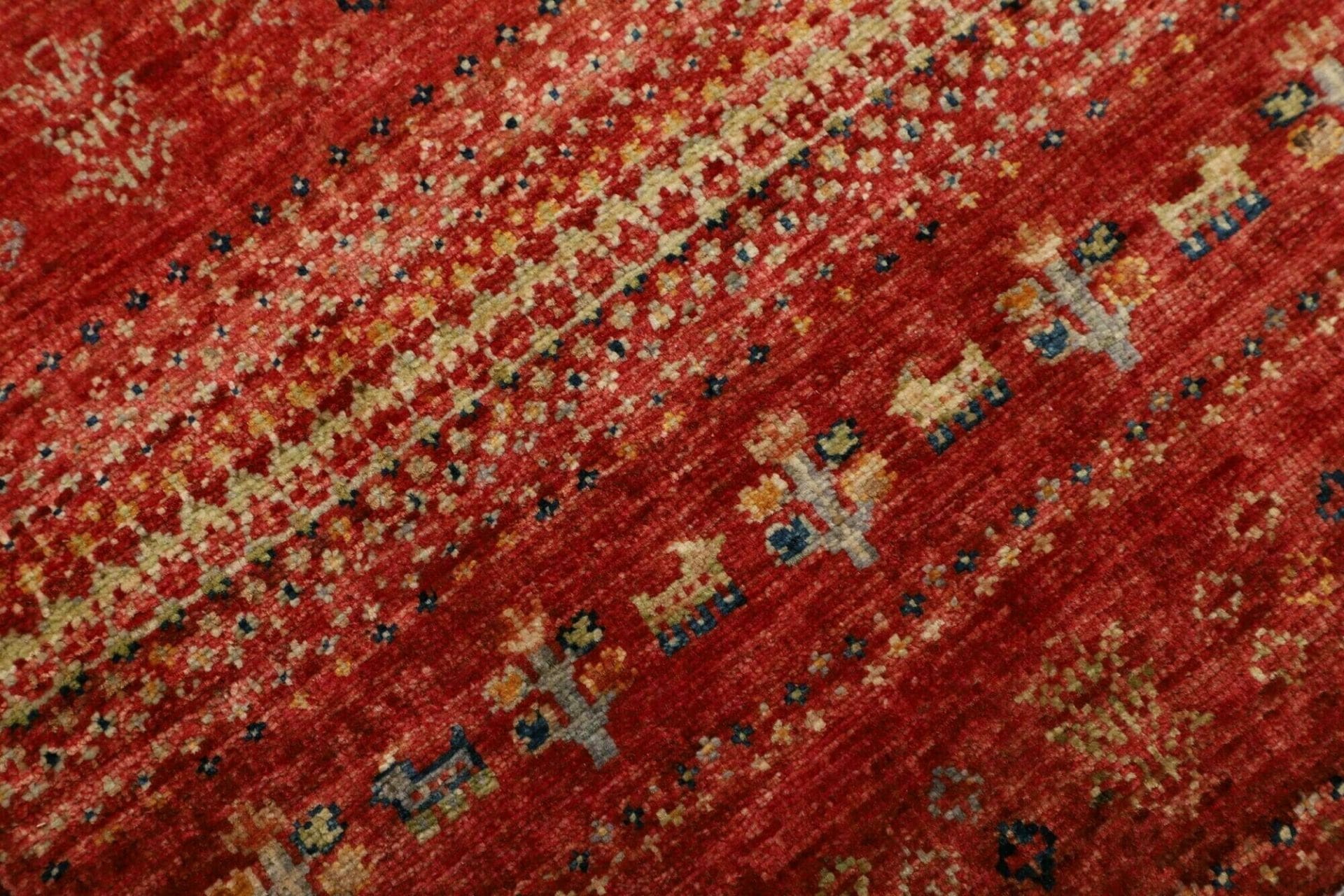 Handgewebter Gabbeh Orientteppich 85 × 118 cm