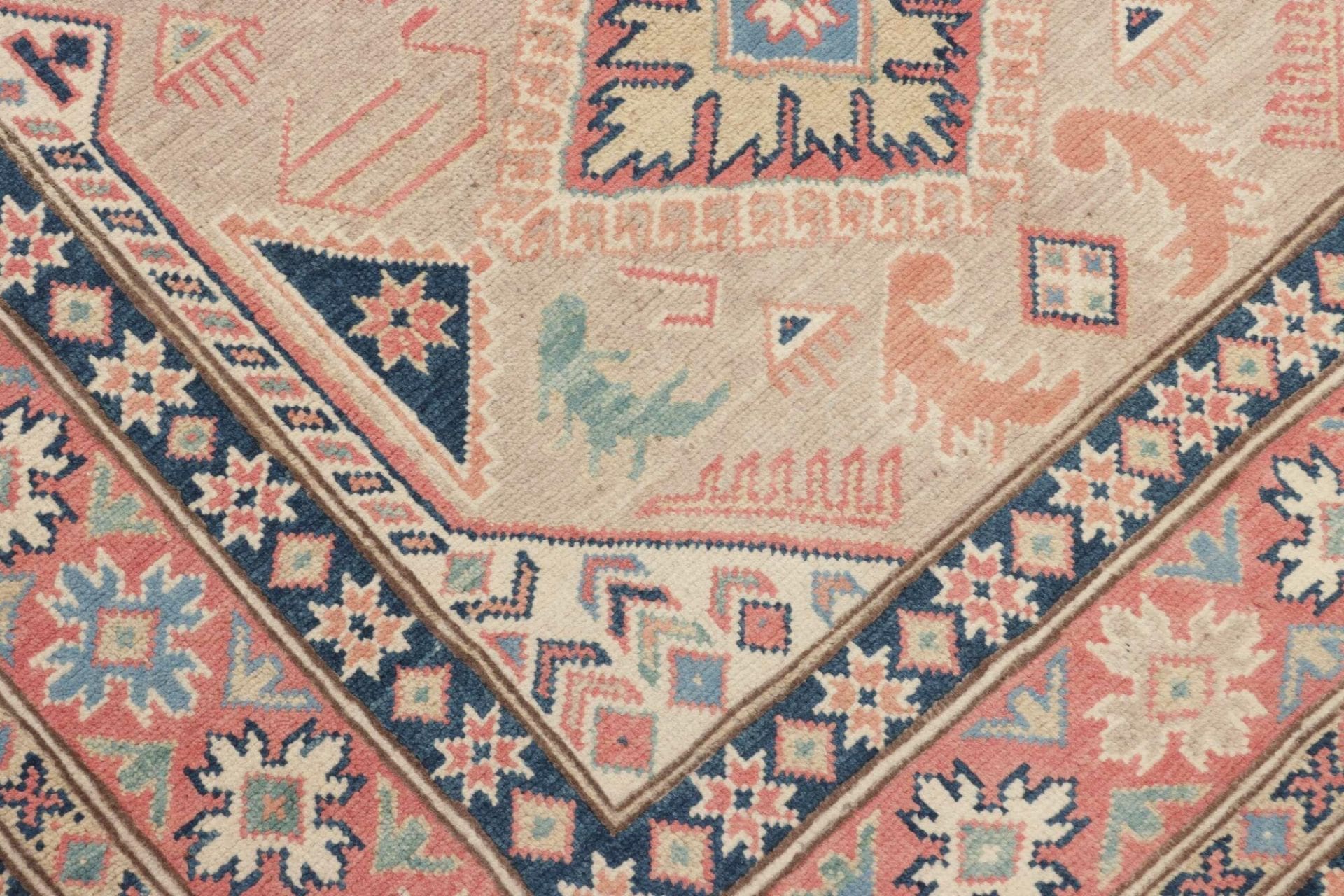 Kazak Orientteppich 119 × 186 cm aus Wolle, handgeknüpft