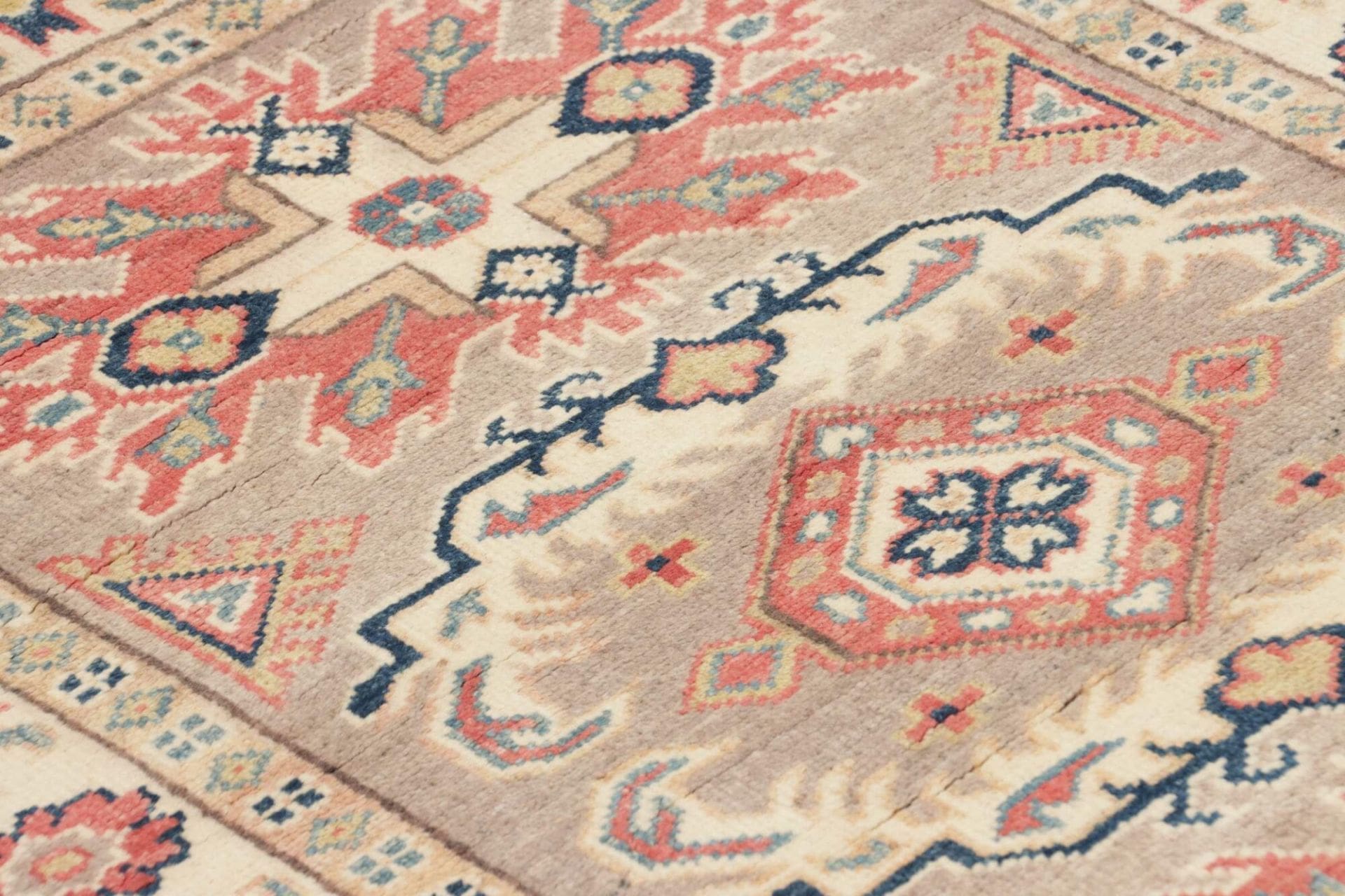 Kazak Orientteppich 88 × 124 cm aus Wolle, handgeknüpft