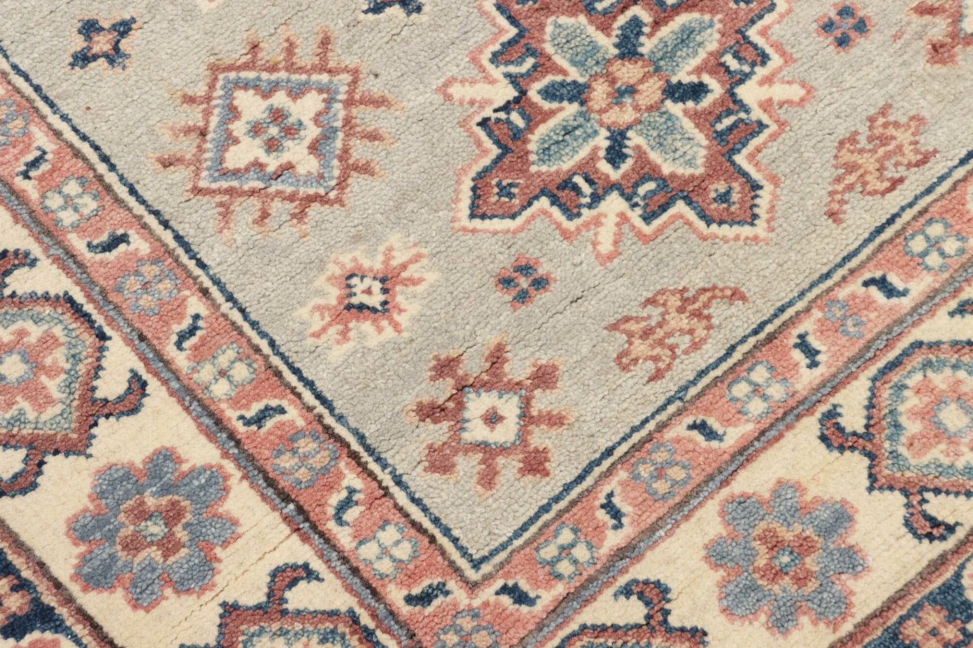 kazak-teppich-87-x-121cm-handgeknupft-aus-schurwolle-orientteppich-5 Kazak Orientteppich 87 × 121 cm aus Wolle, handgeknüpft