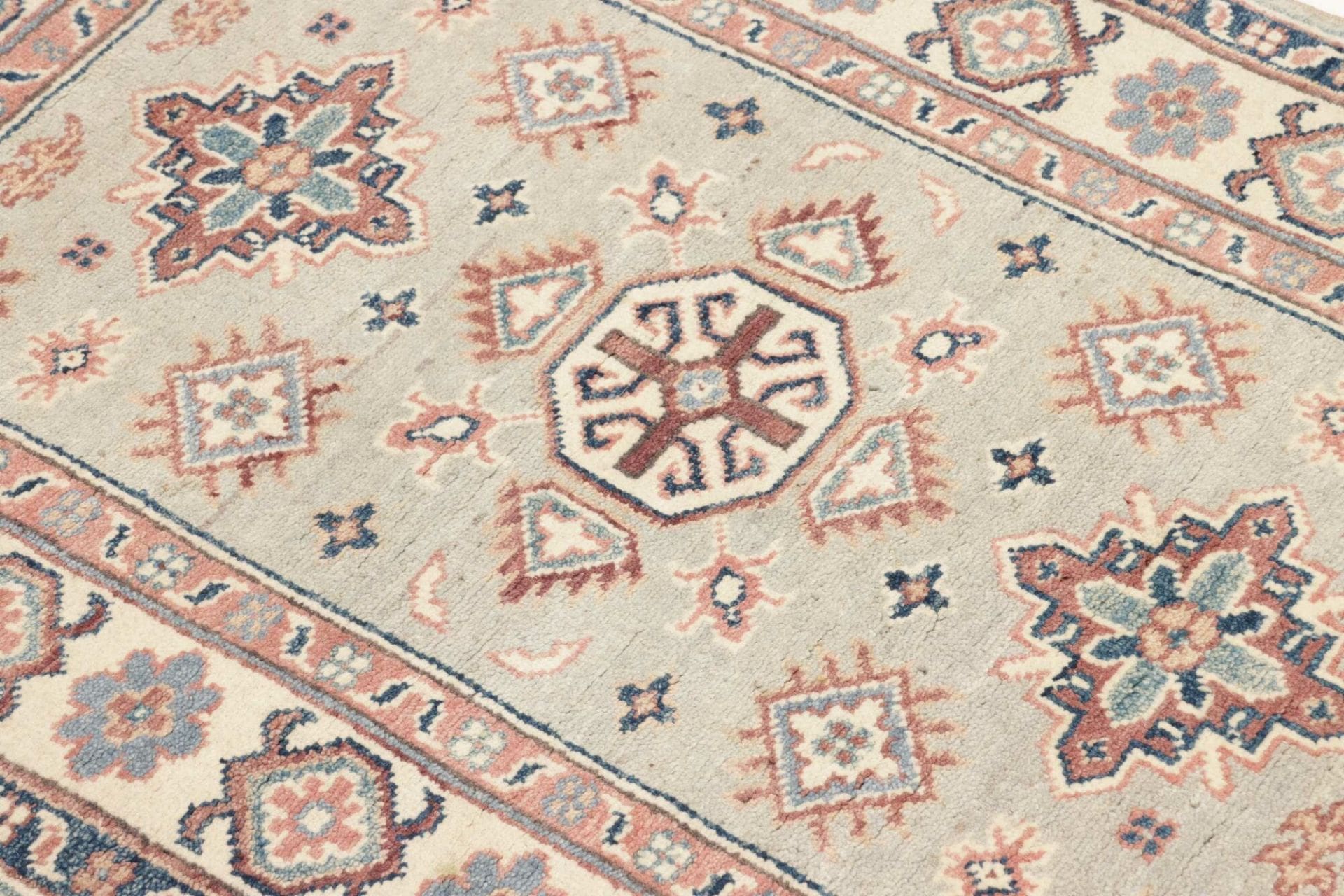 kazak-teppich-87-x-121cm-handgeknupft-aus-schurwolle-orientteppich-6 Kazak Orientteppich 87 × 121 cm aus Wolle, handgeknüpft