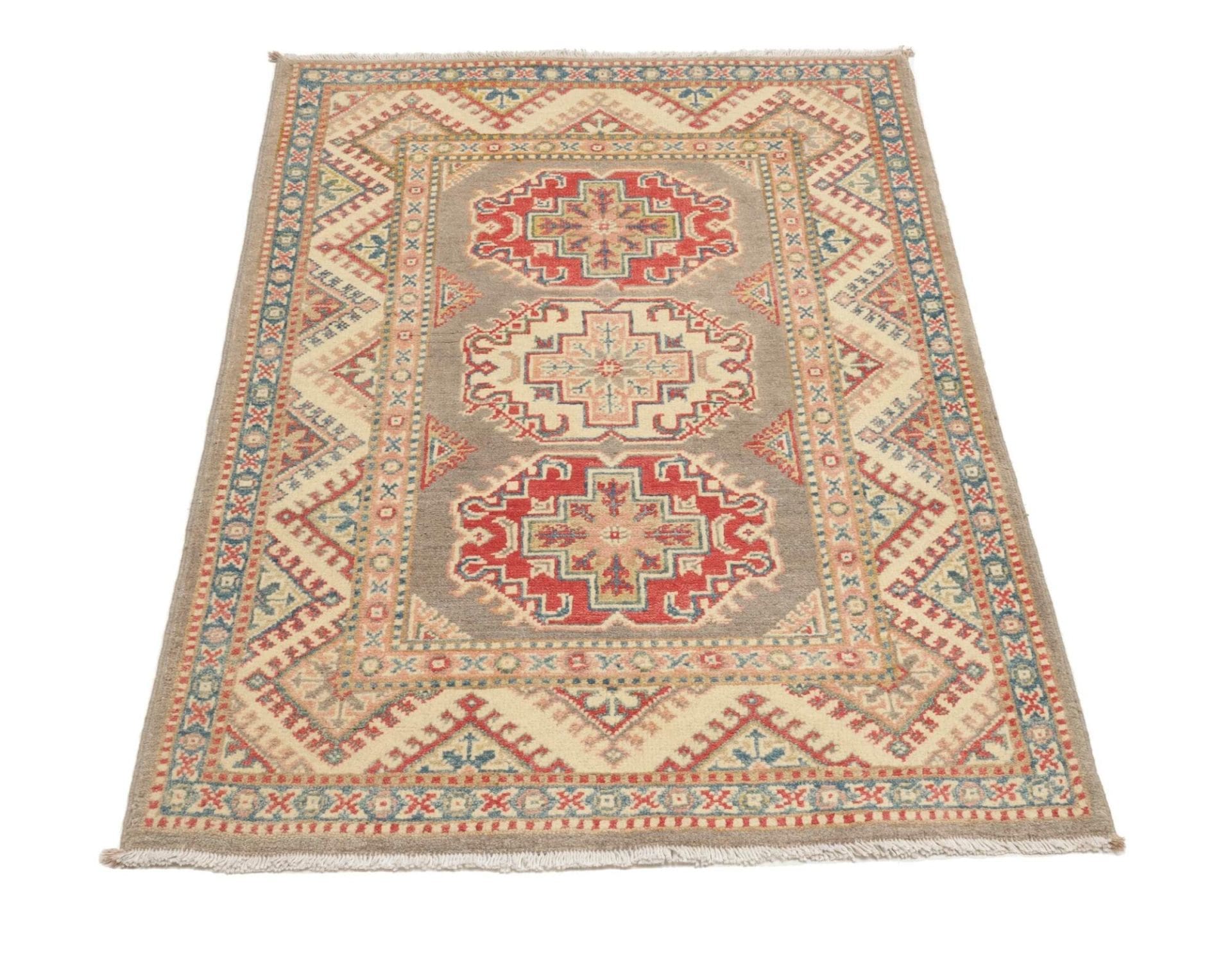 Kazak Orientteppich aus Pakistan, 84 × 126 cm