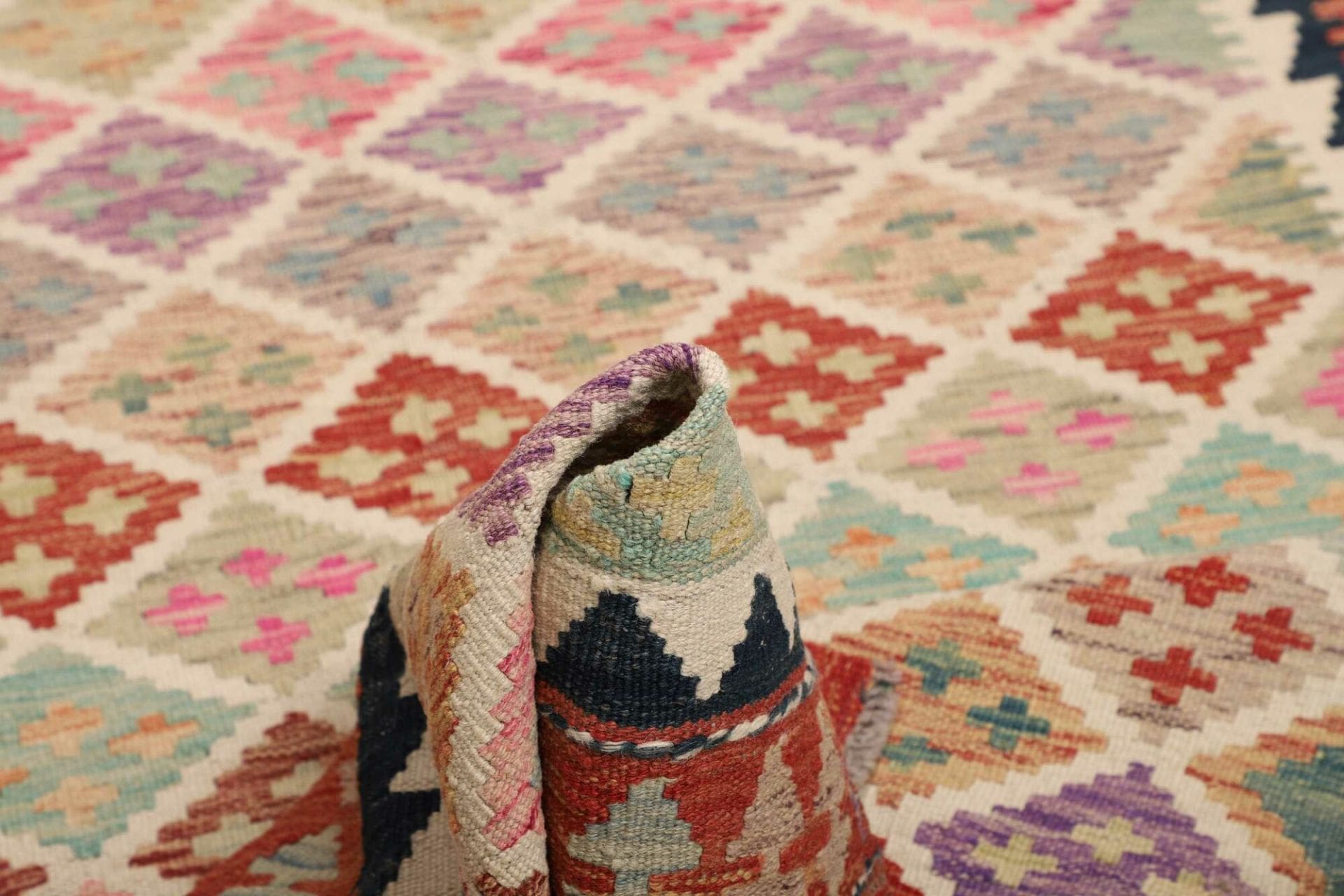 Handgewebter Kelim 108 × 203 cm