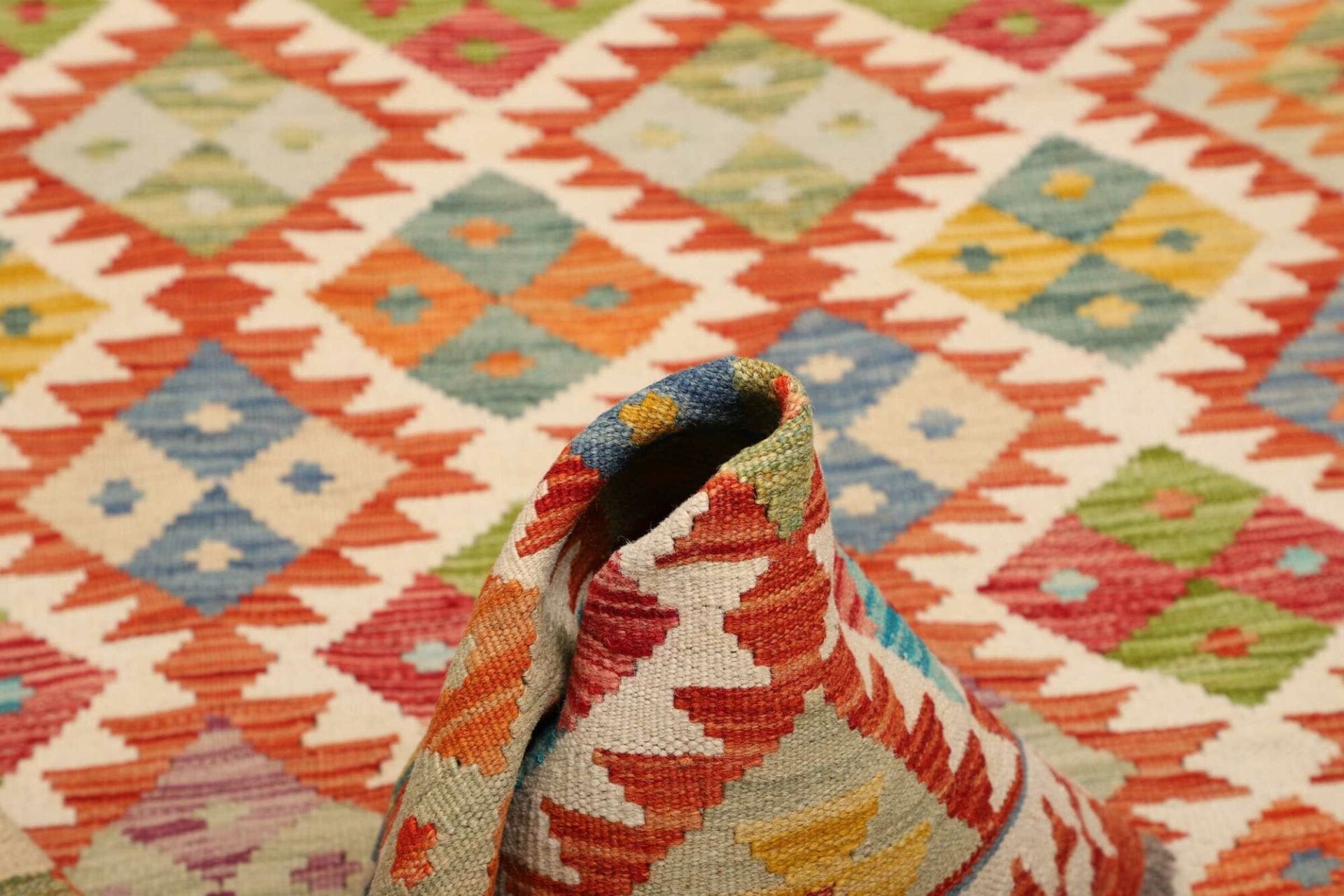 Handgewebter Kelim 113 × 202 cm