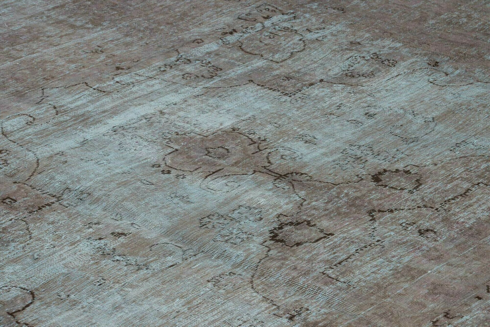Perserteppich aus Iran, 243 × 325 cm