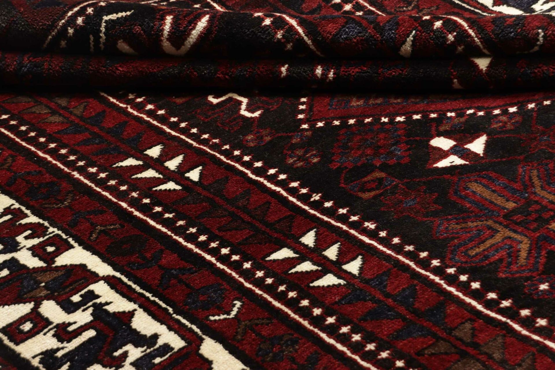 Loribaft Perserteppich aus Iran, 231 × 317 cm