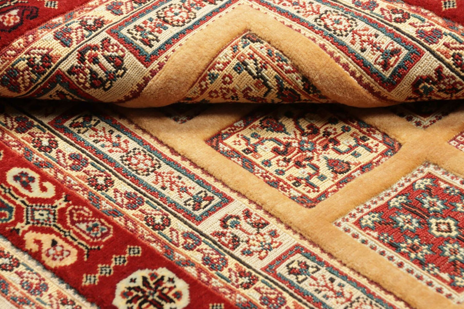 Nain Perserteppich 85 × 121 cm aus Wolle, handgeknüpft