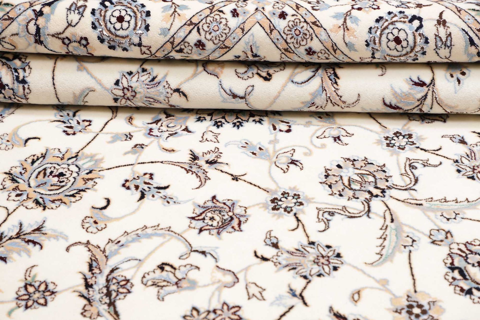 Nain Perserteppich aus Iran, 207 × 205 cm