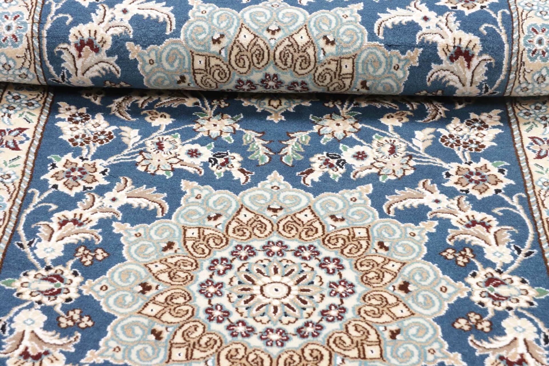 Handgeknüpfter Nain Perserteppich 81 × 203 cm