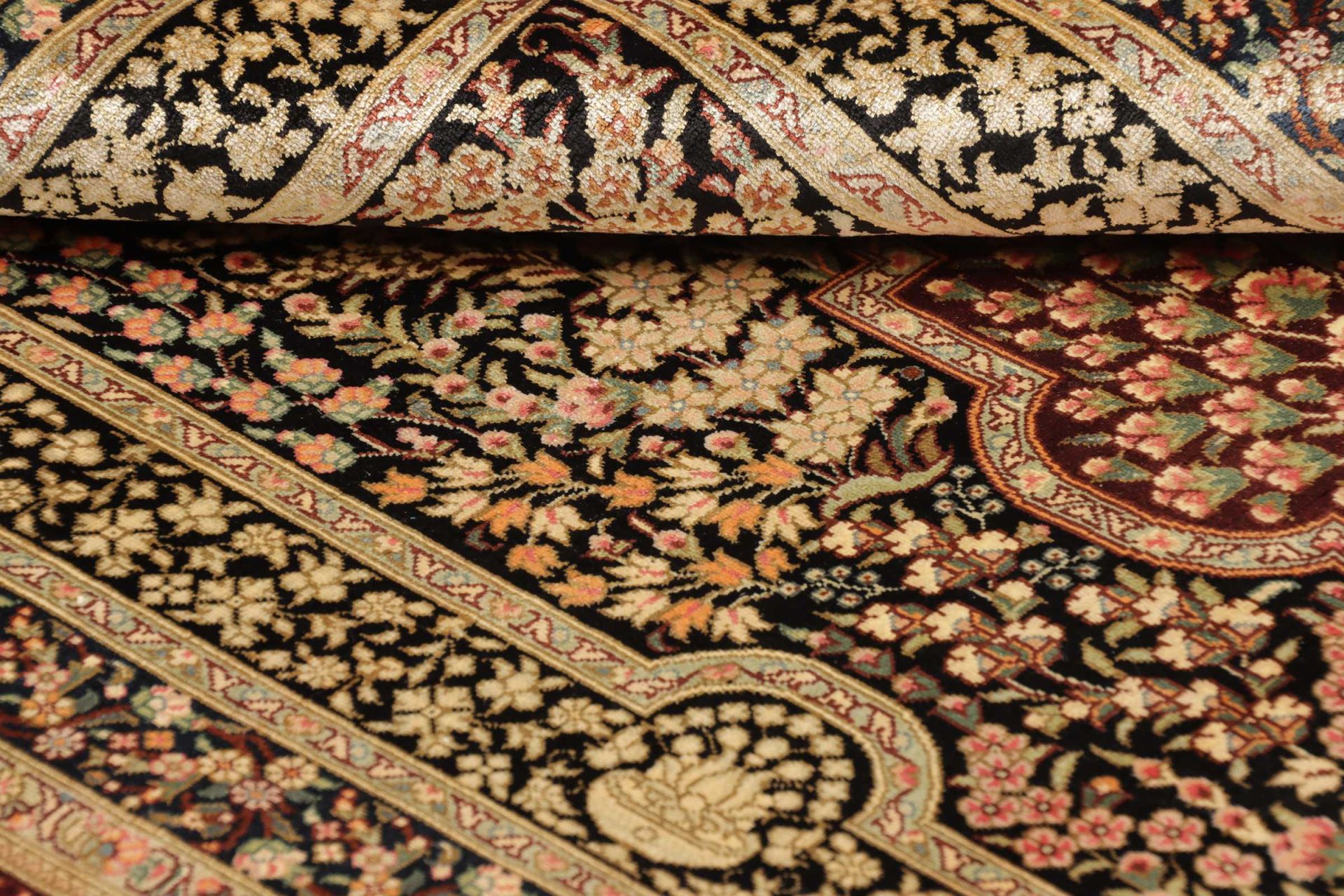 Ghom Perserteppich aus Iran, 82 × 118 cm