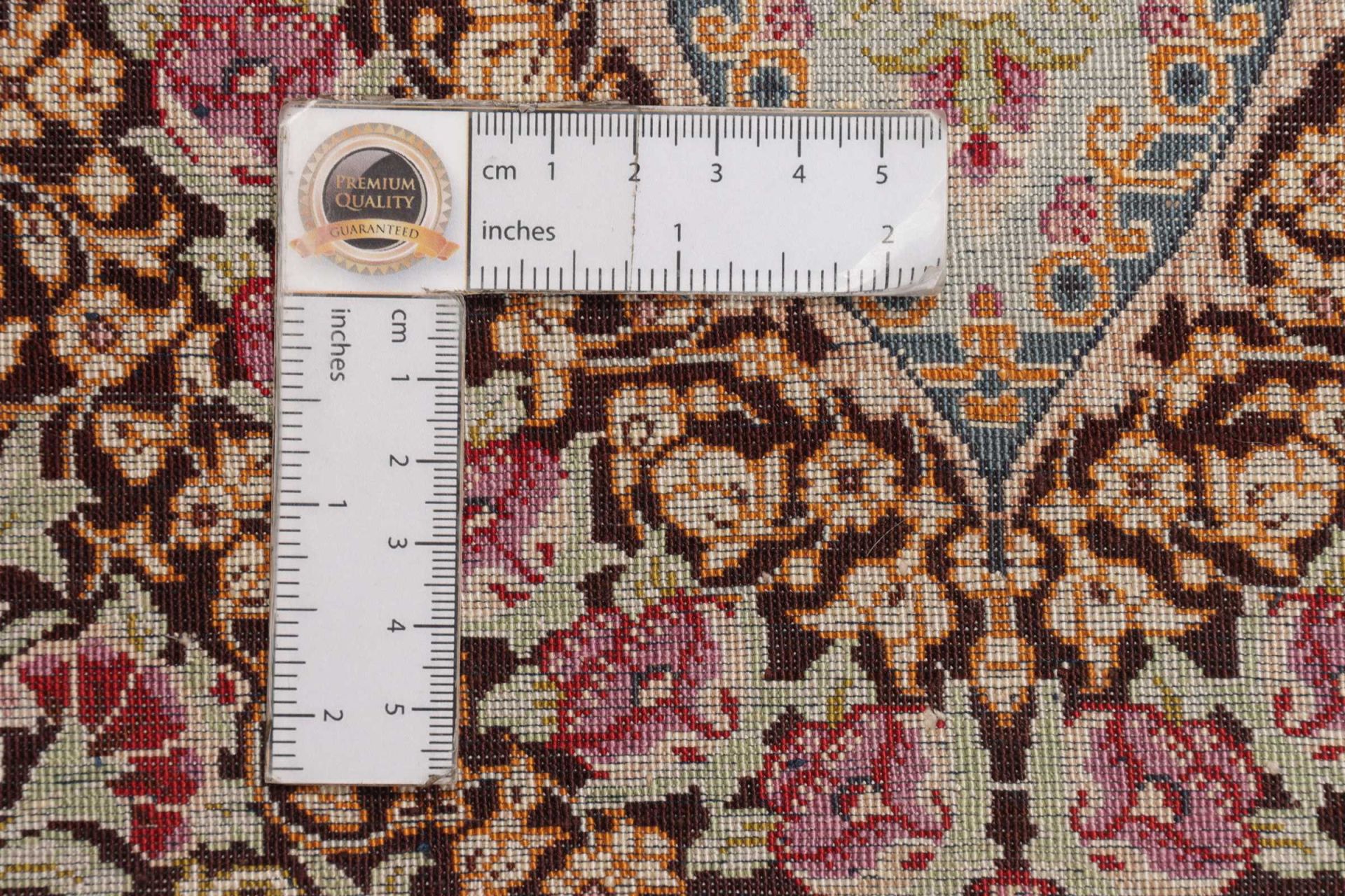 Ghom Perserteppich aus Iran, 82 × 121 cm
