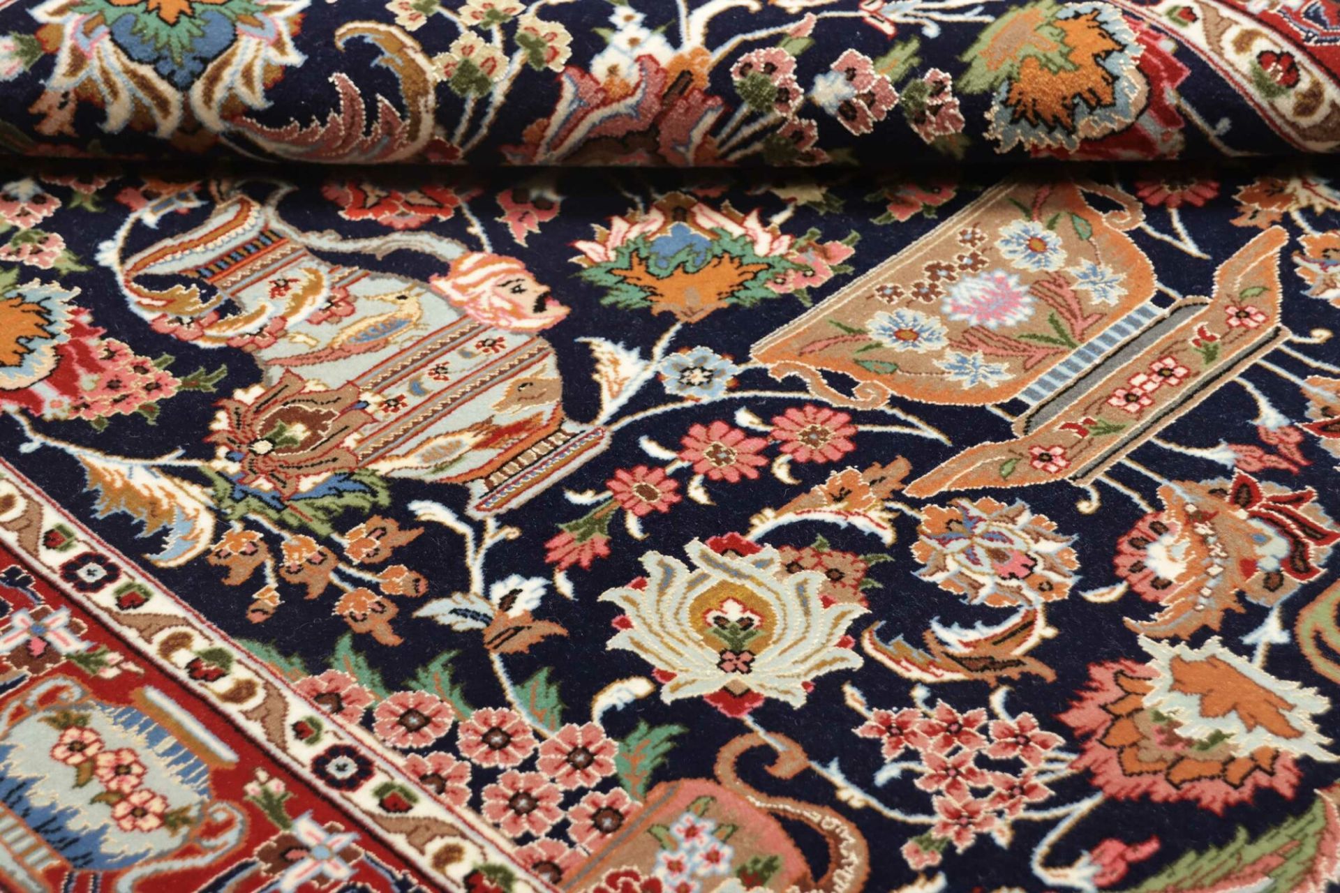 Isfahan Perserteppich aus Iran, 109 × 156 cm