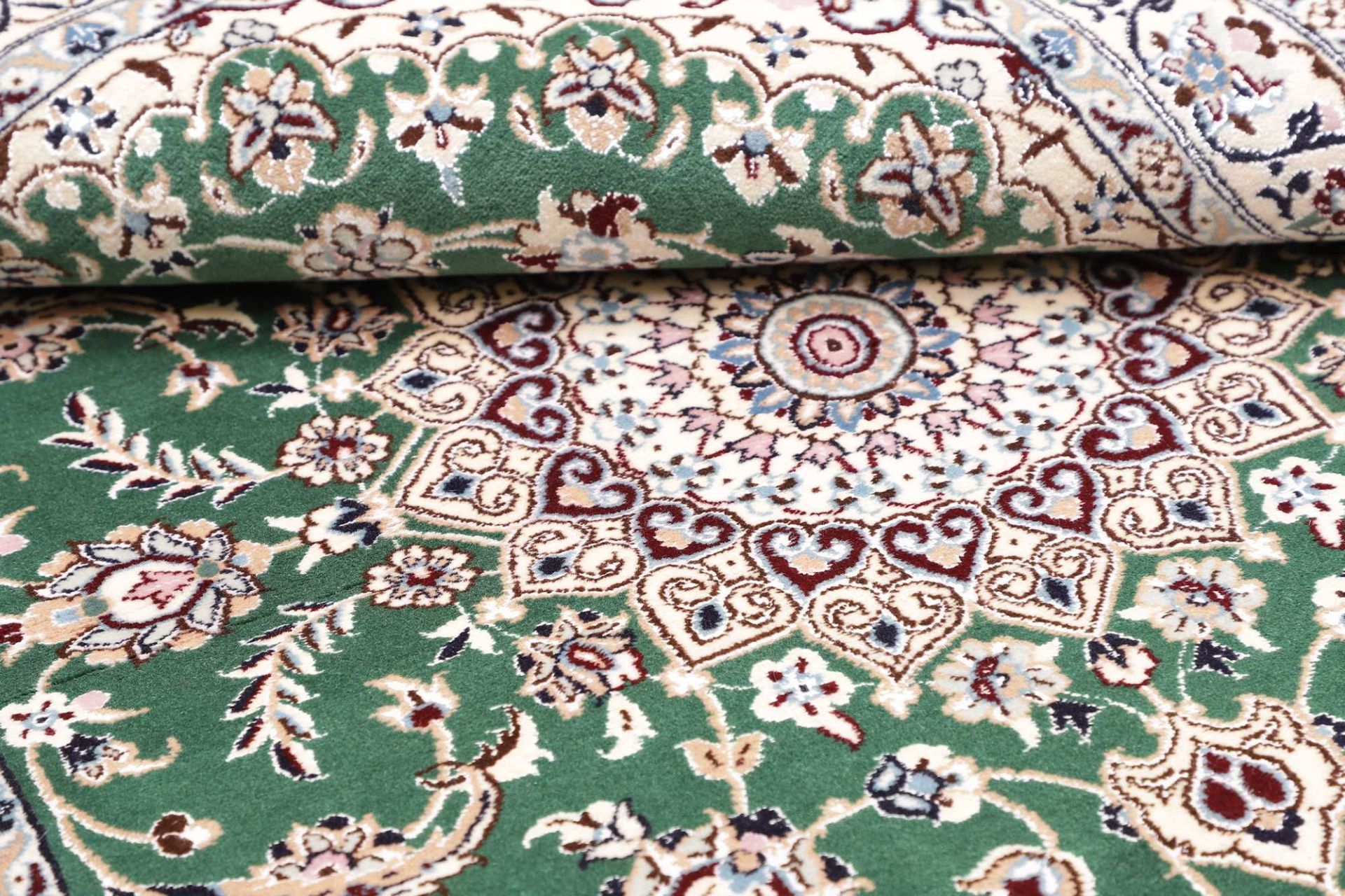Nain Perserteppich aus Iran, 103 × 153 cm