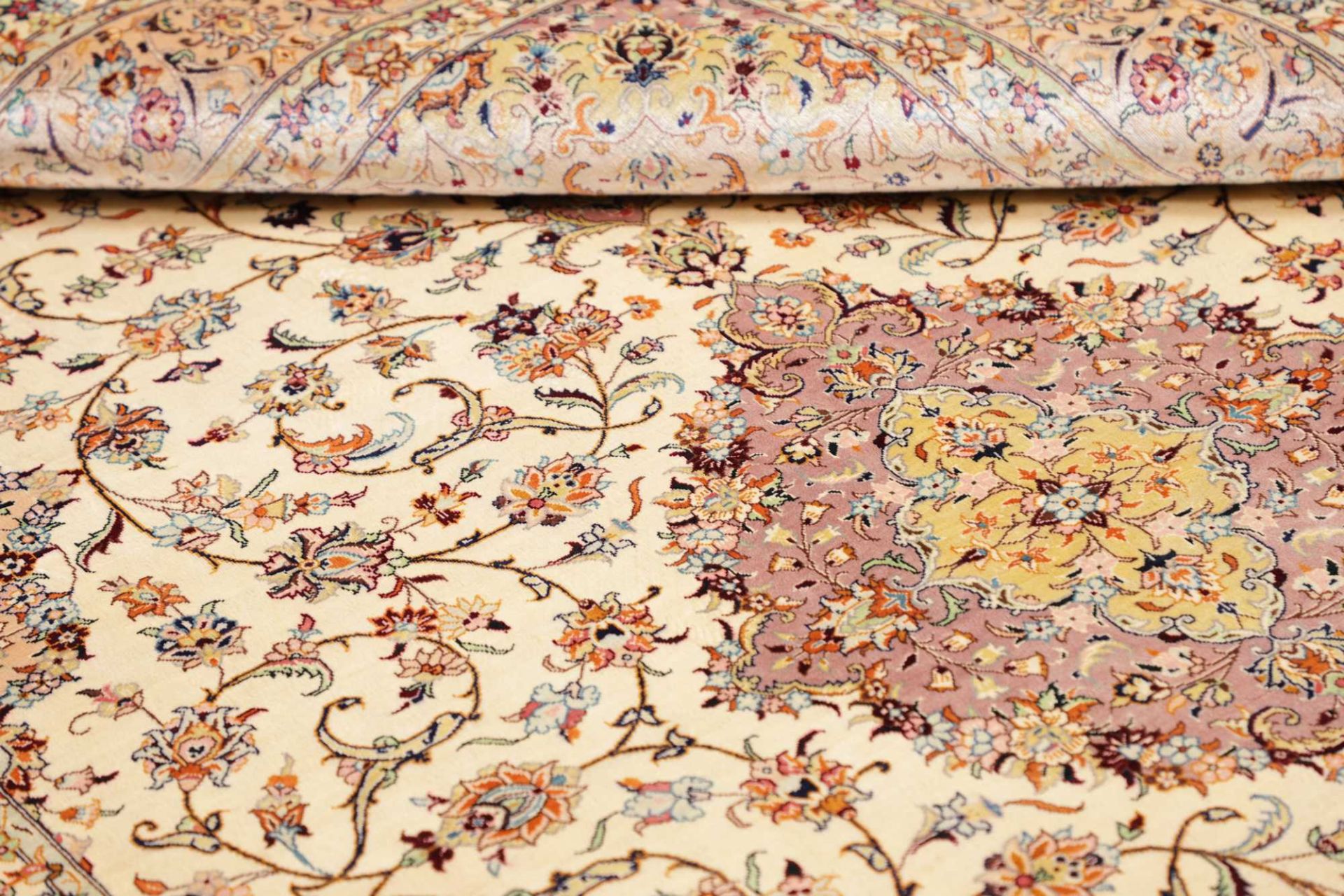 Ghom Perserteppich aus Iran, 141 × 200 cm
