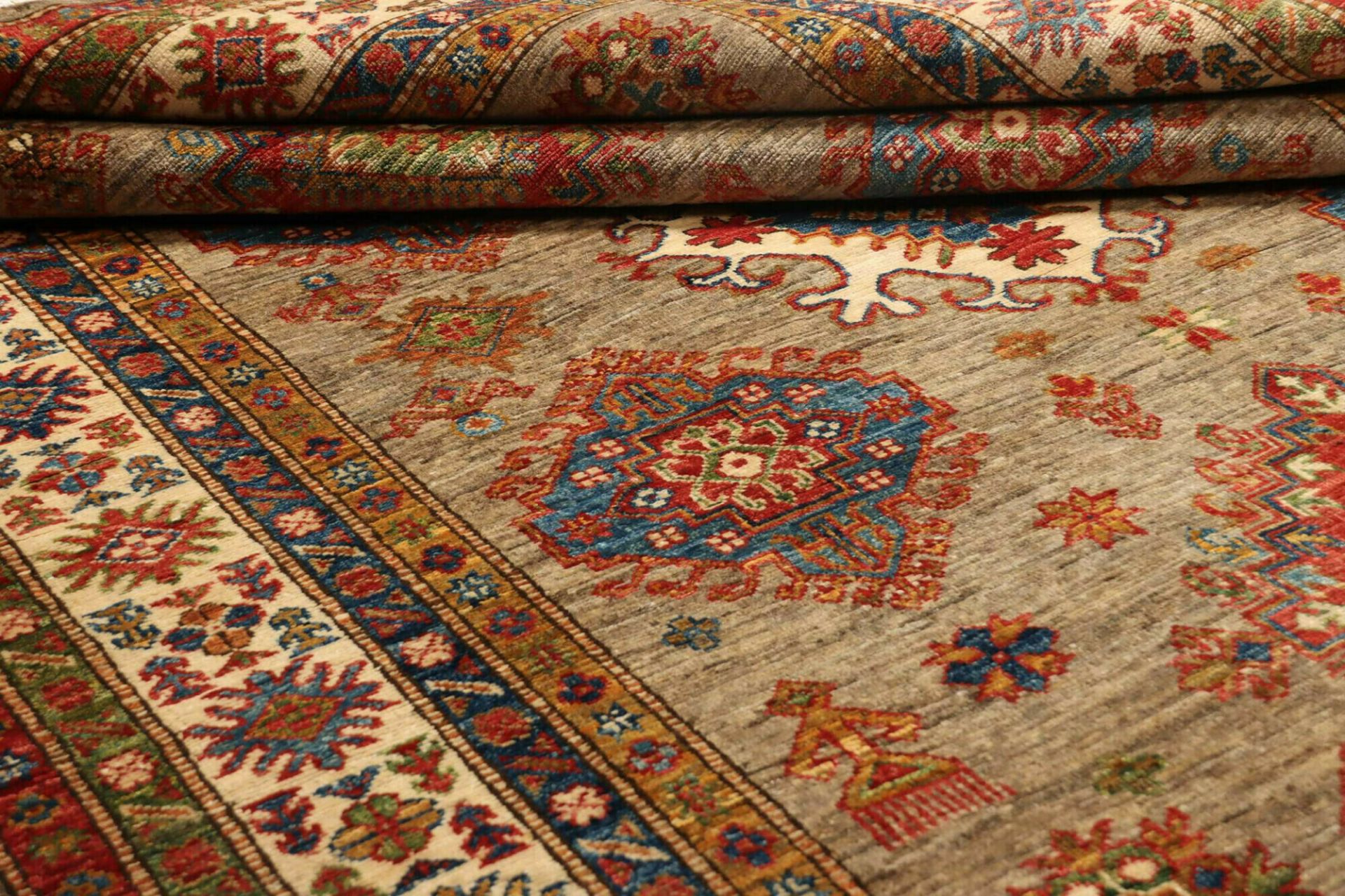 Kazak Orientteppich aus Pakistan, 148 × 203 cm