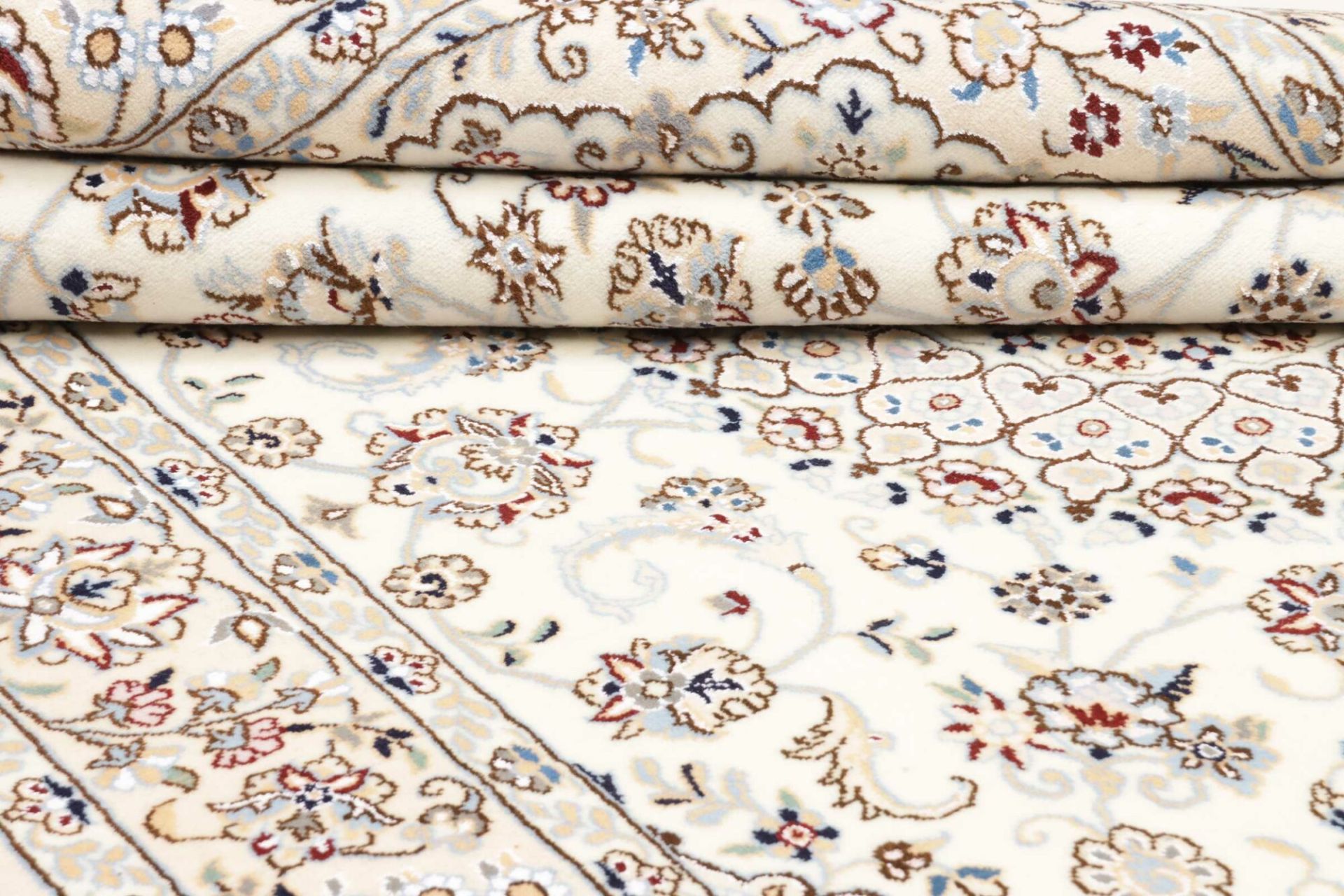 Nain Perserteppich aus Iran, 161 × 252 cm