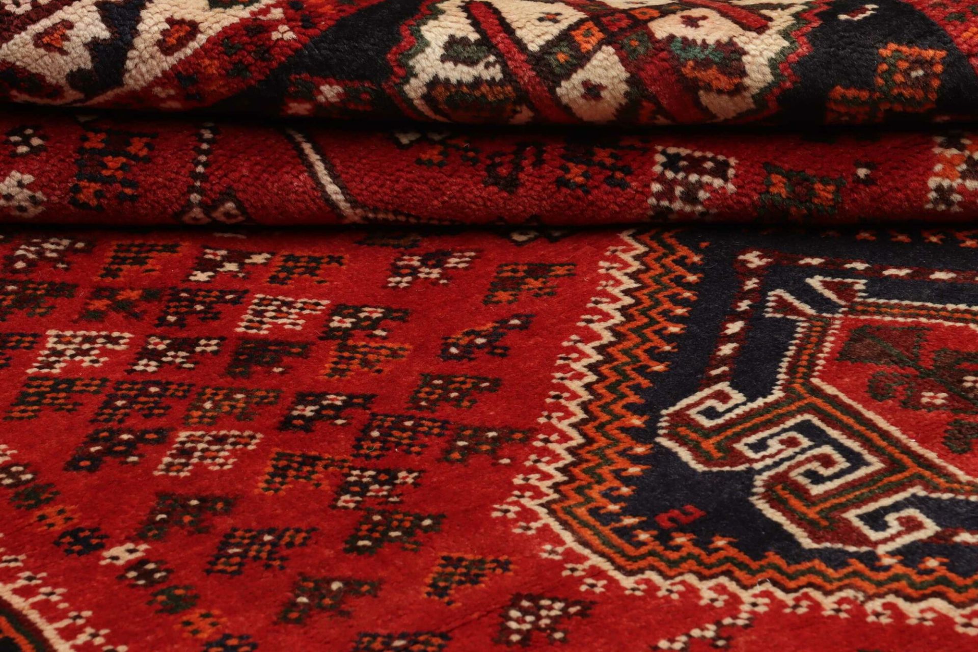 Shiraz Perserteppich aus Iran, 155 × 245 cm