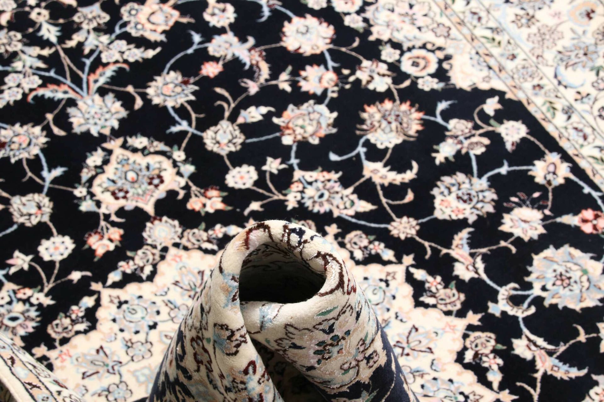 Nain Perserteppich aus Iran, 160 × 237 cm