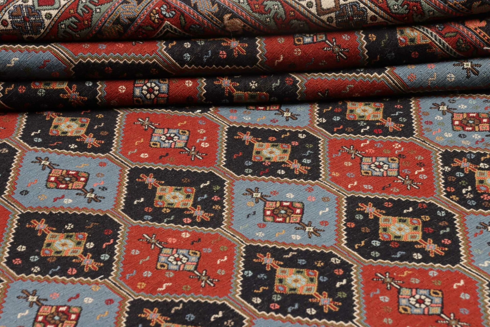 Kelim Perserteppich aus Iran, 204 × 292 cm