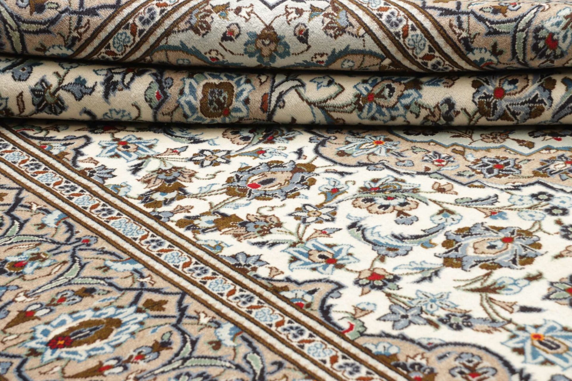 Kashan Perserteppich aus Iran, 205 × 295 cm