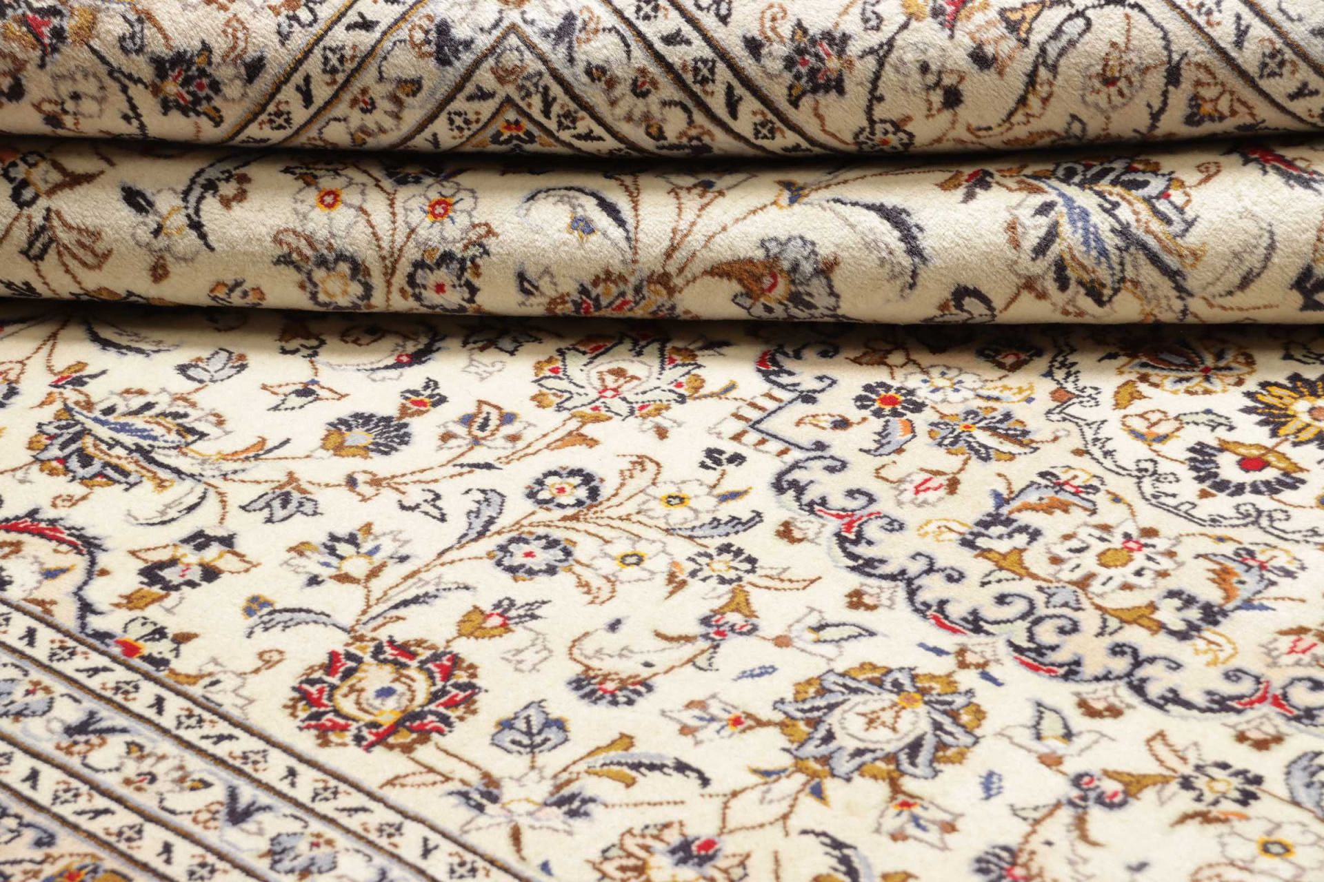 Kashan Perserteppich aus Iran, 208 × 312 cm