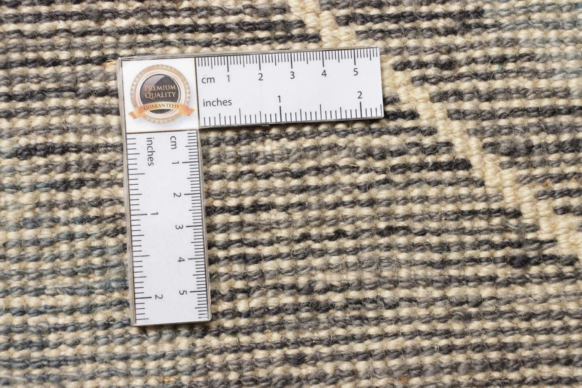 Orientteppich aus Pakistan, 204 × 309 cm