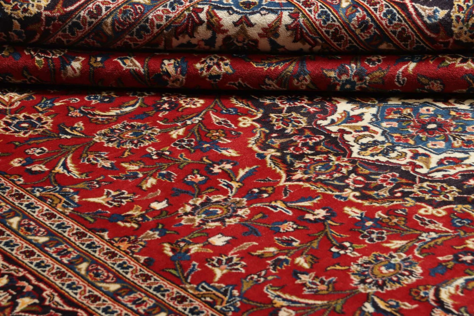 Kashan Perserteppich aus Iran, 250 × 357 cm