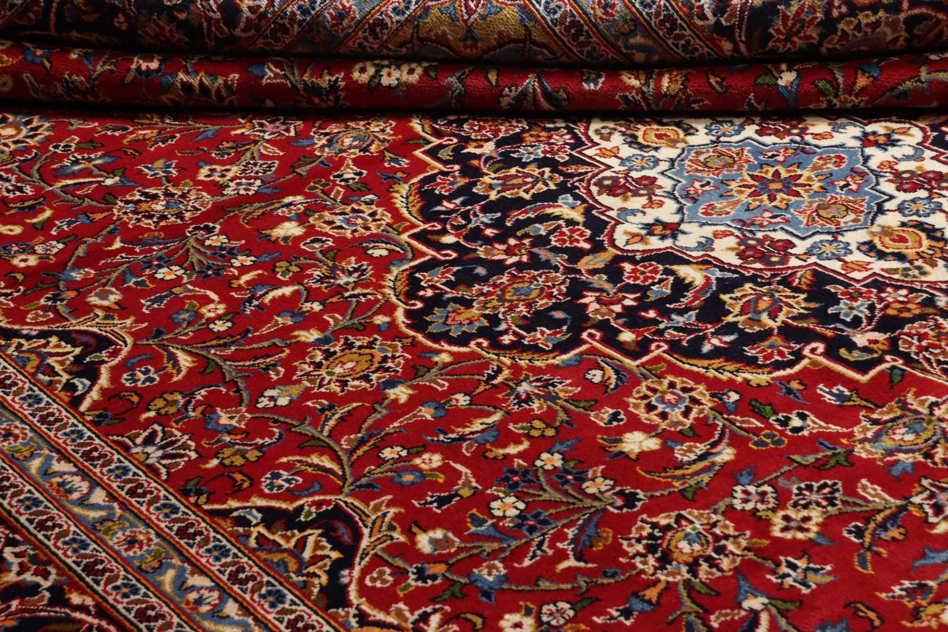 Kashan Perserteppich 306 × 405 cm aus Wolle, handgeknüpft