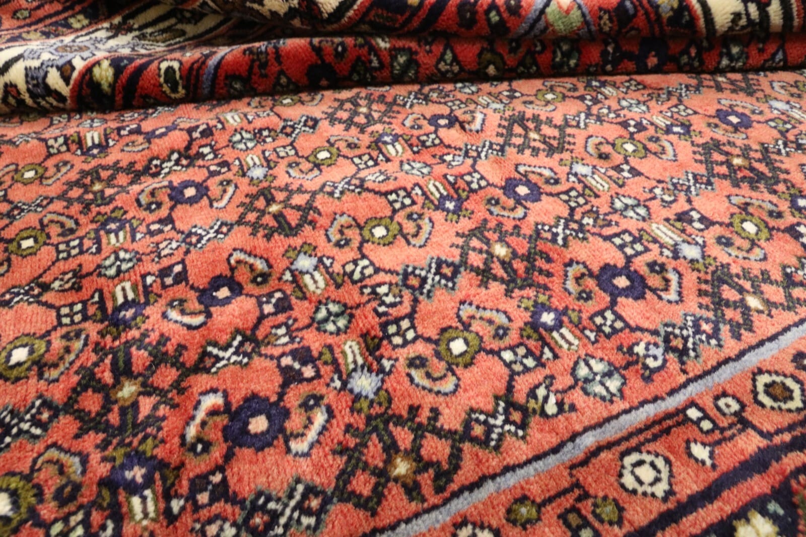 Hamadan Perserteppich 195 × 147 cm aus Wolle, handgeknüpft