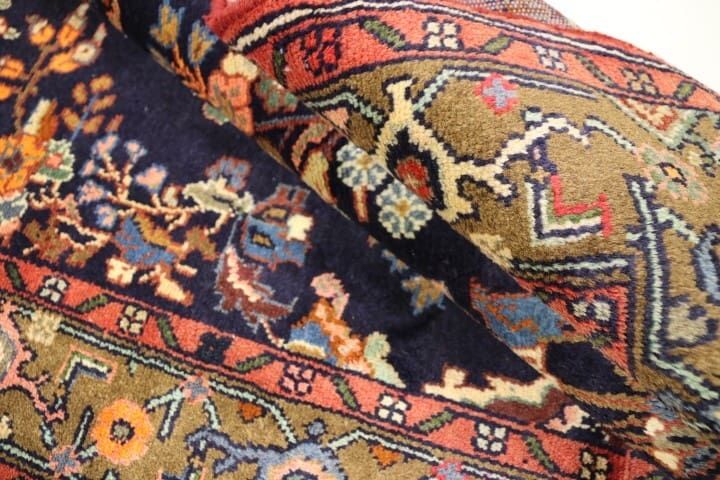 Hamadan Perserteppich aus Iran, 324 × 122 cm