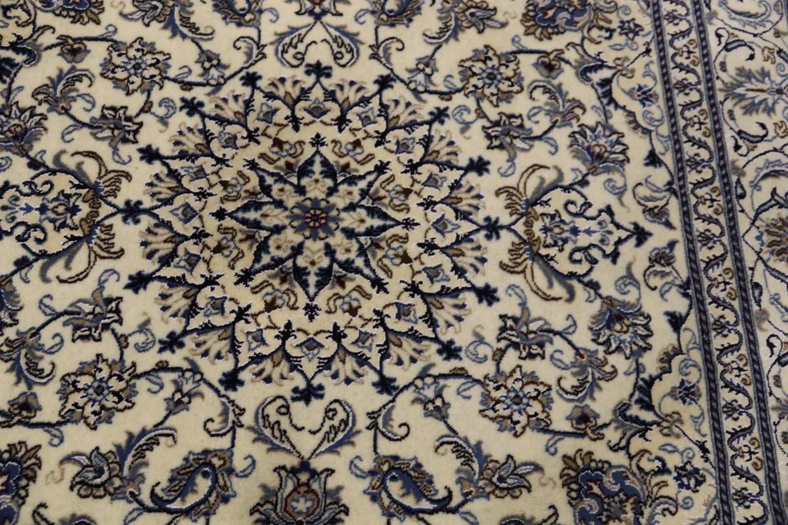 Handgeknüpfter Orientalisch Perserteppich 200 × 200 cm